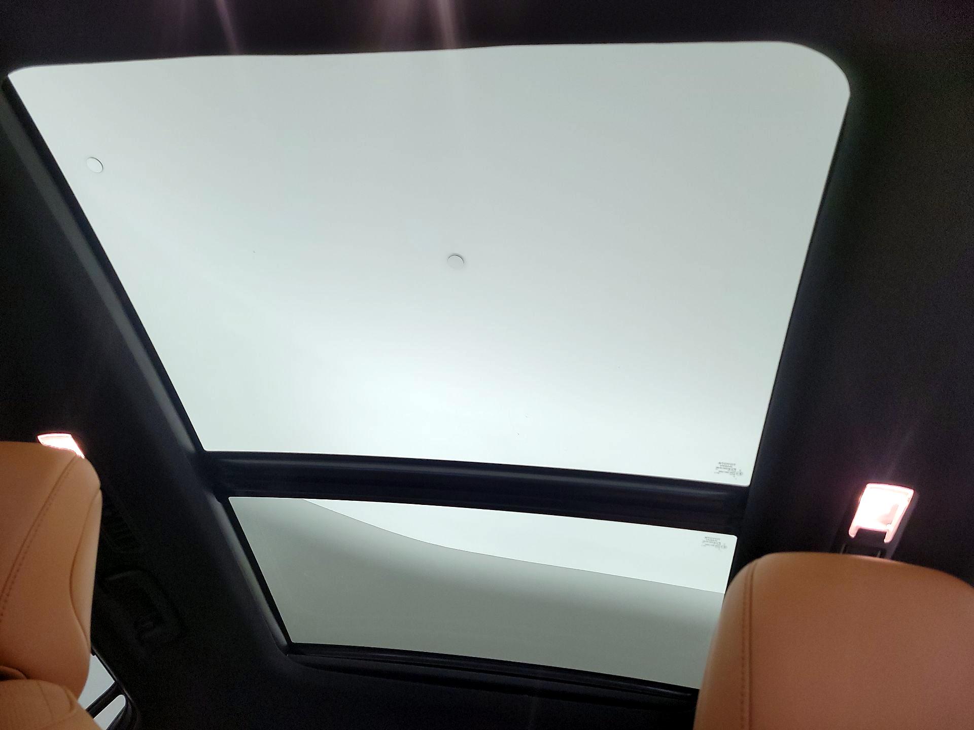 Thumbnail: 2021 Toyota Highlander - 20