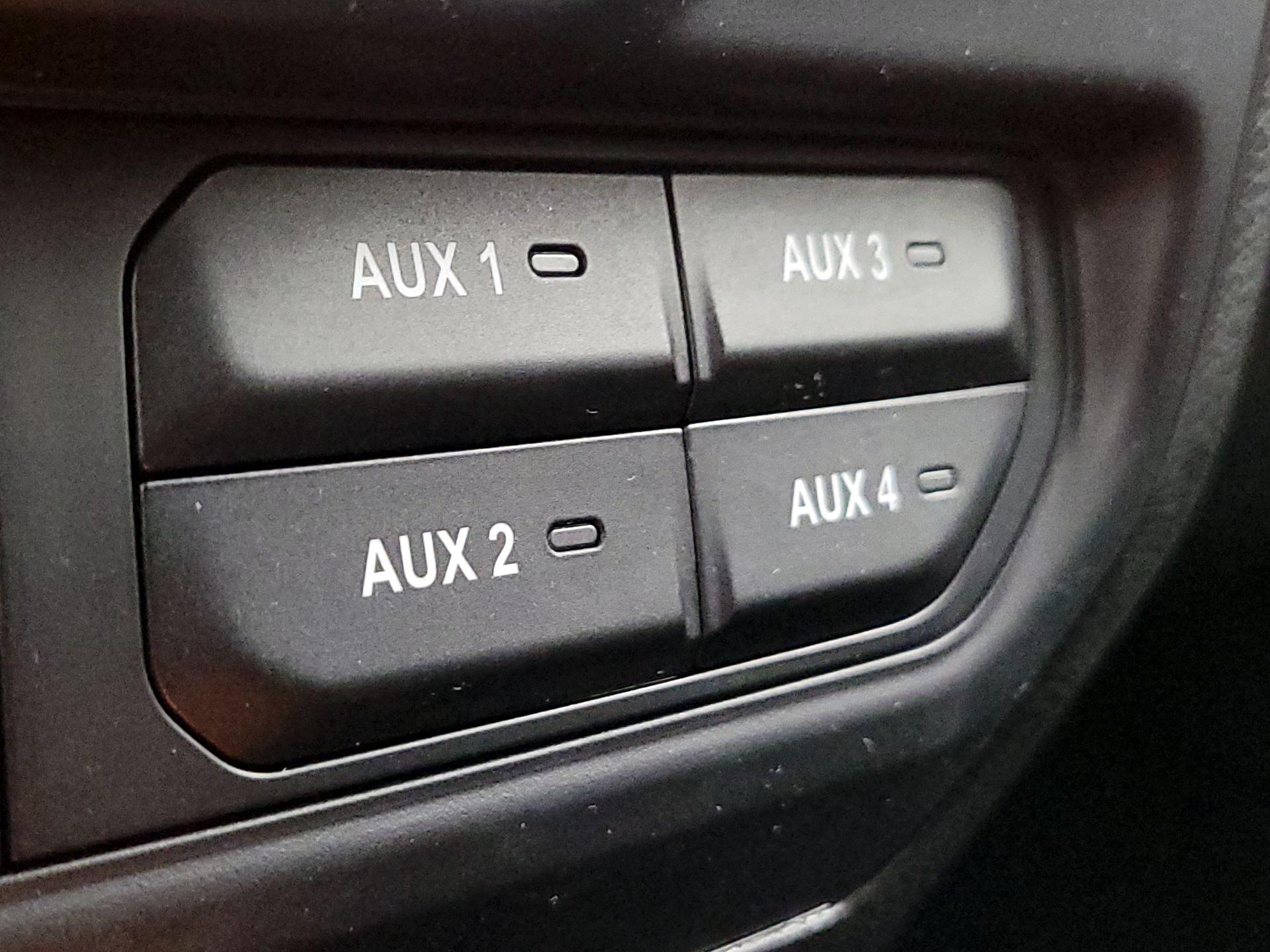 Thumbnail: 2023 Jeep Wrangler - 18