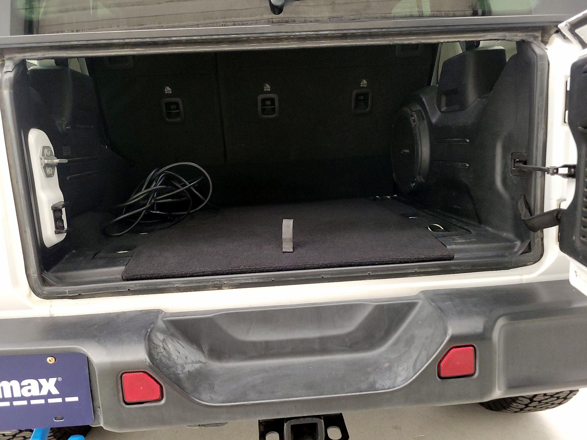 Thumbnail: 2023 Jeep Wrangler - 20