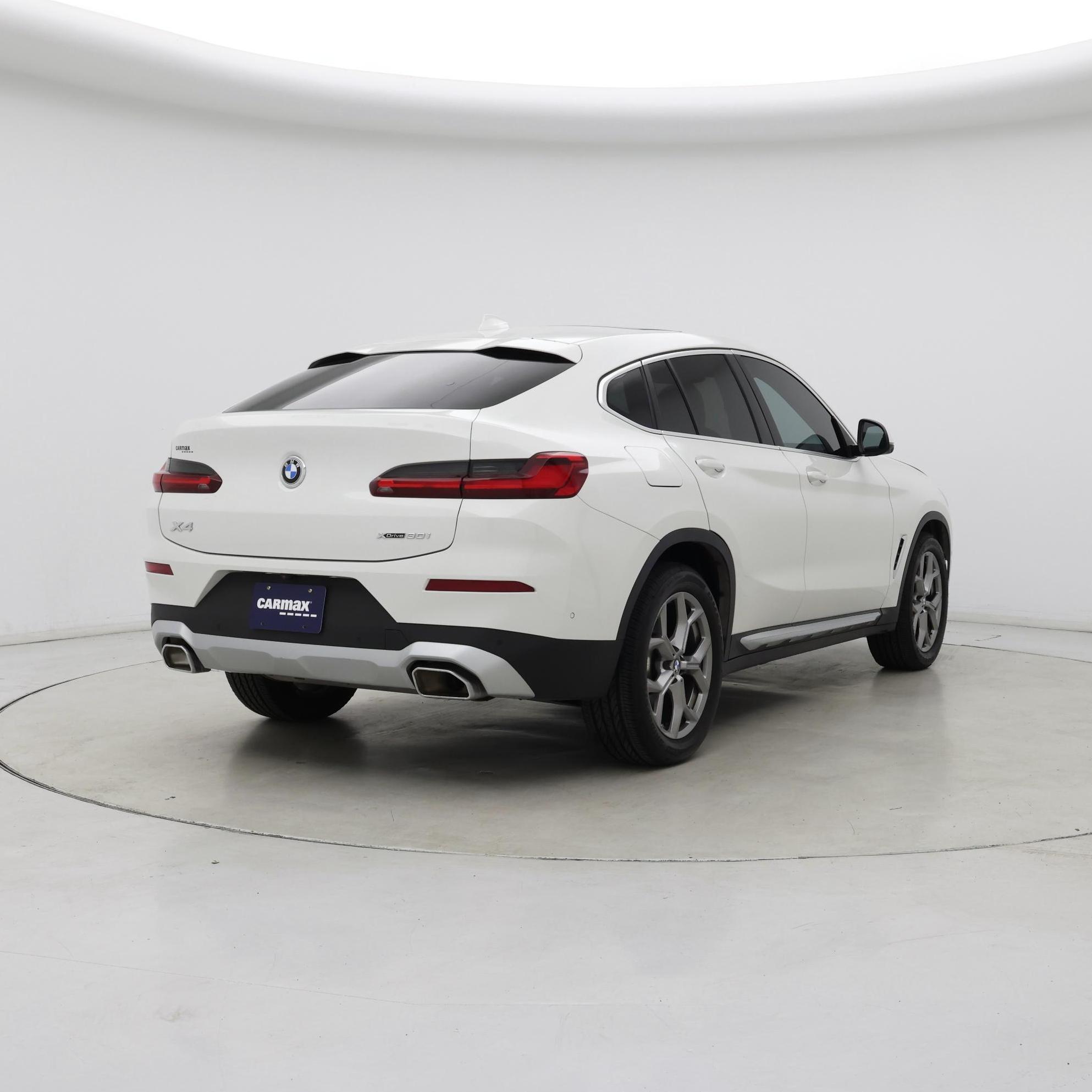 Thumbnail: 2023 BMW X4 - 8