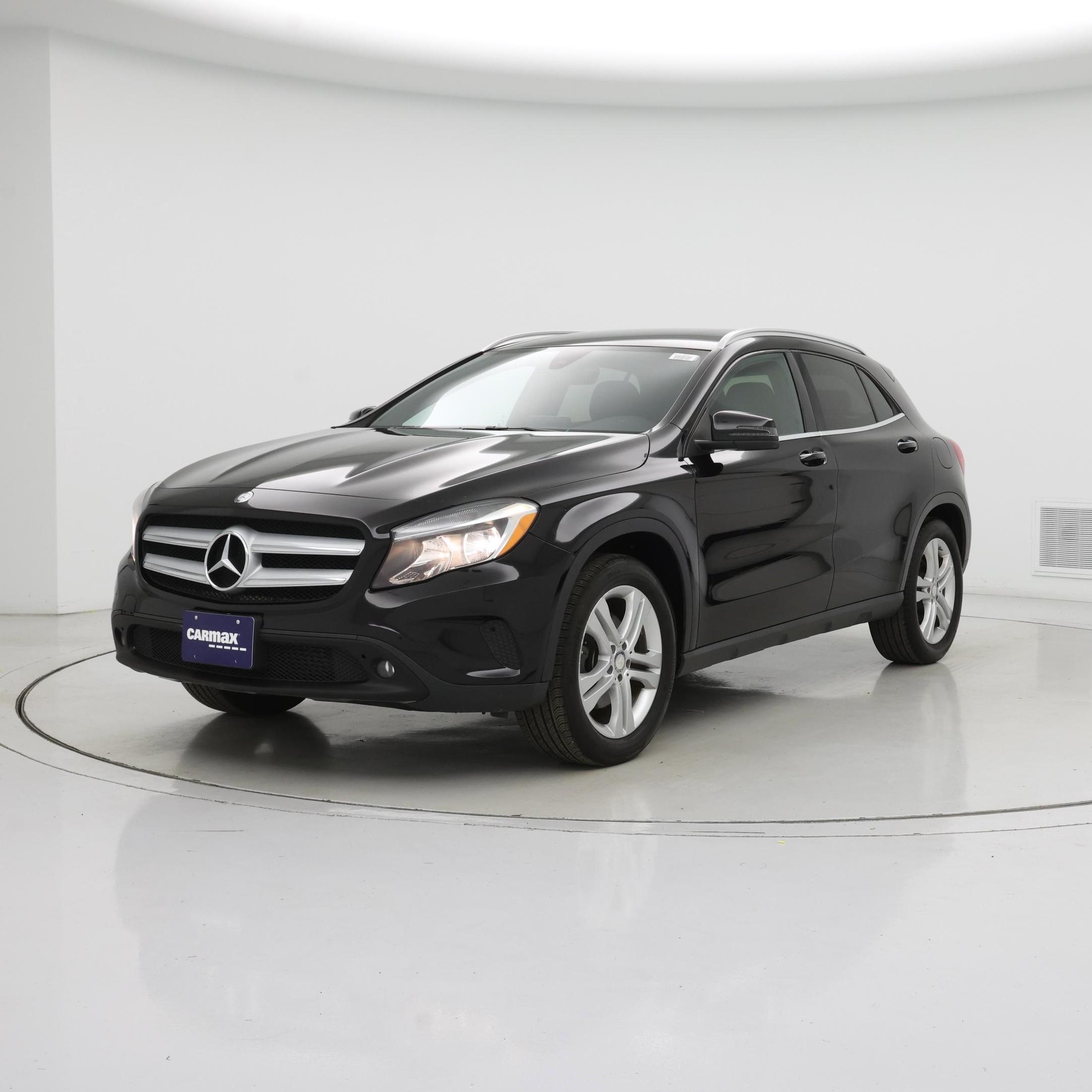 Thumbnail: 2017 Mercedes-Benz GLA - 4