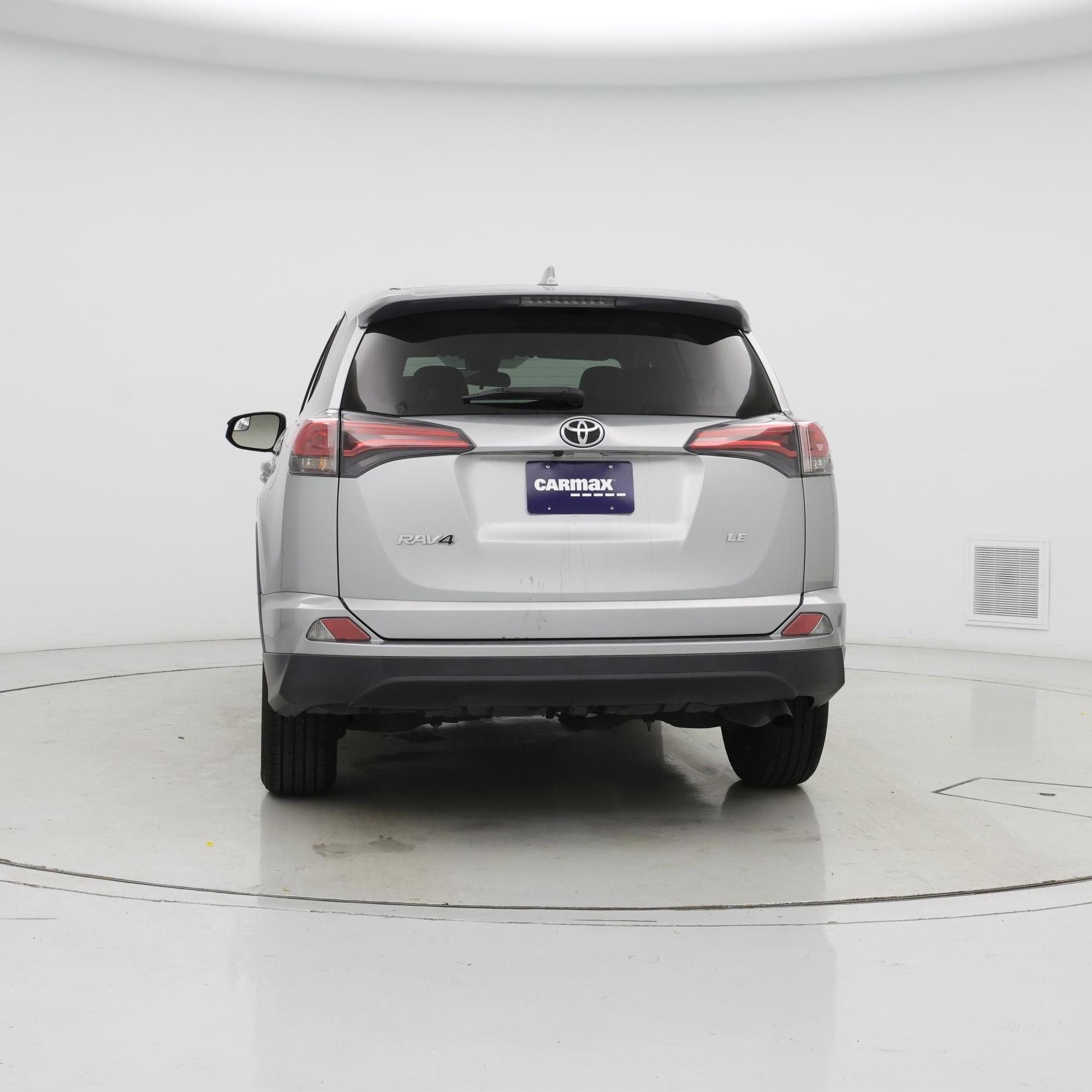 Thumbnail: 2018 Toyota RAV4 - 6