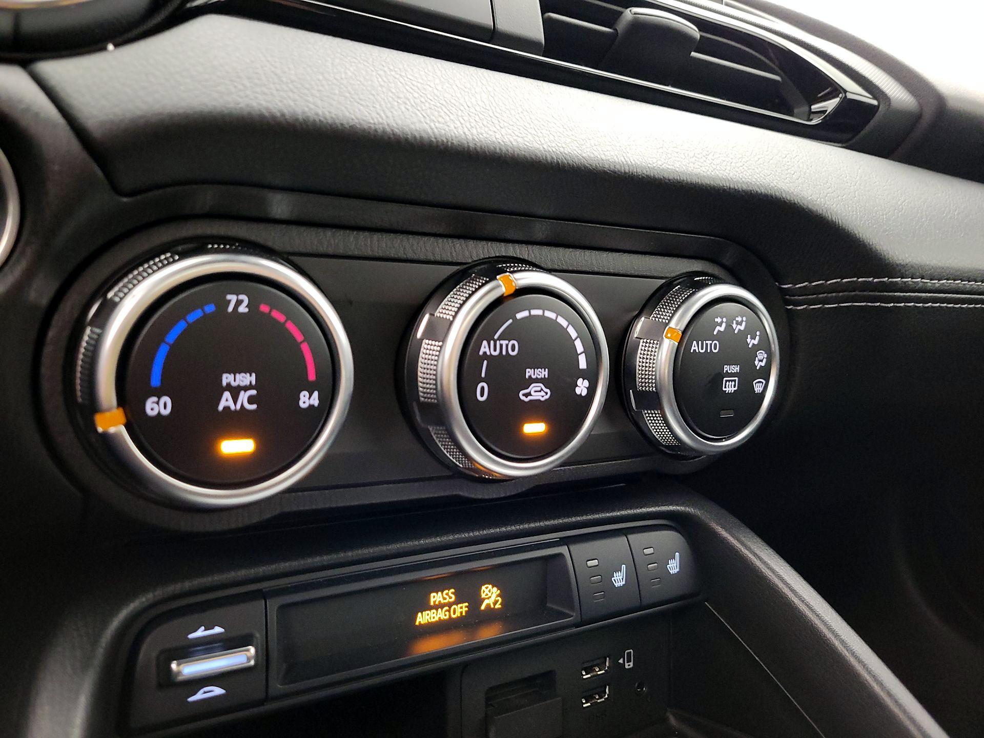 Thumbnail: 2023 Mazda MX-5 Miata - 17