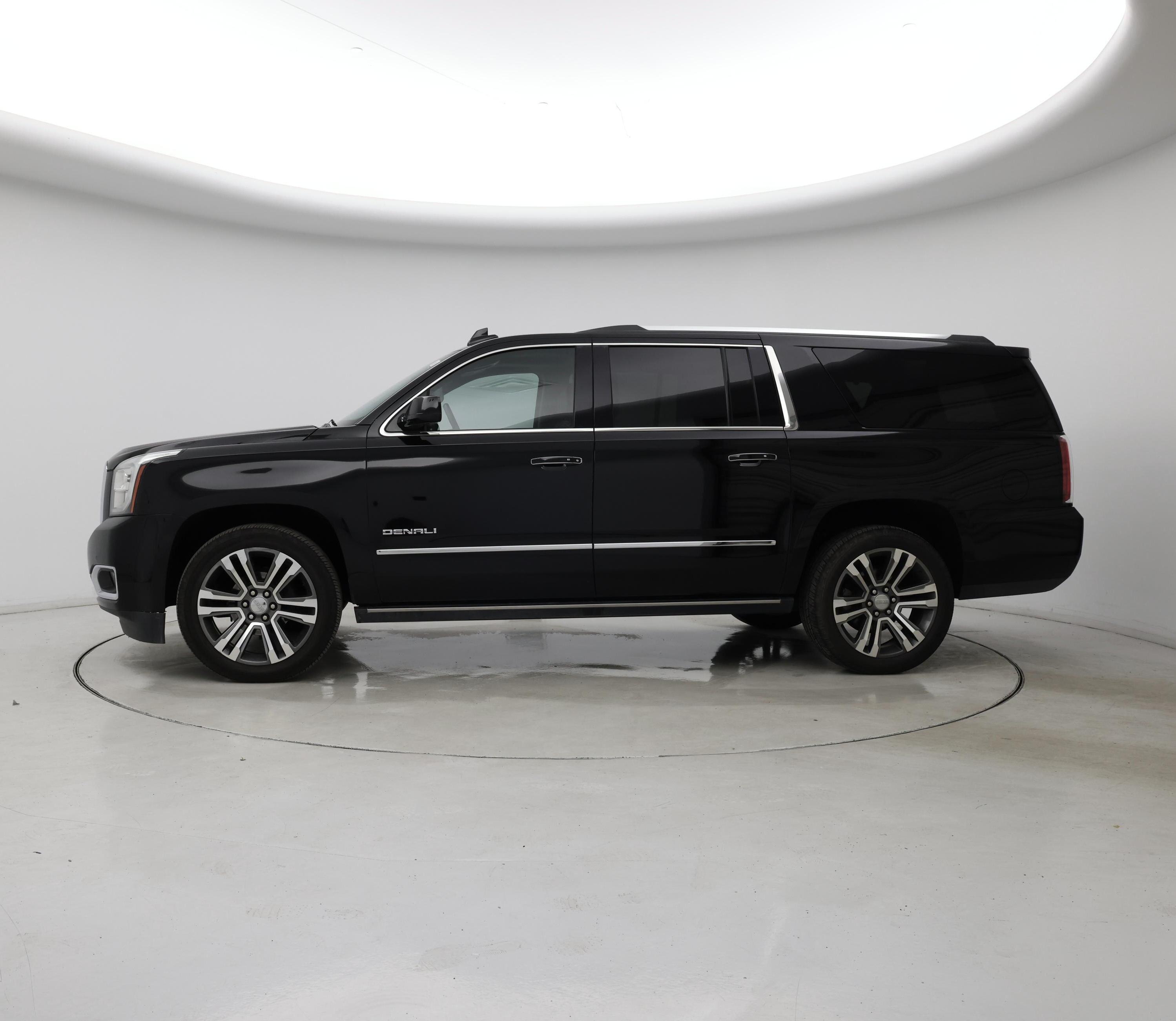 Thumbnail: 2020 GMC Yukon XL - 3