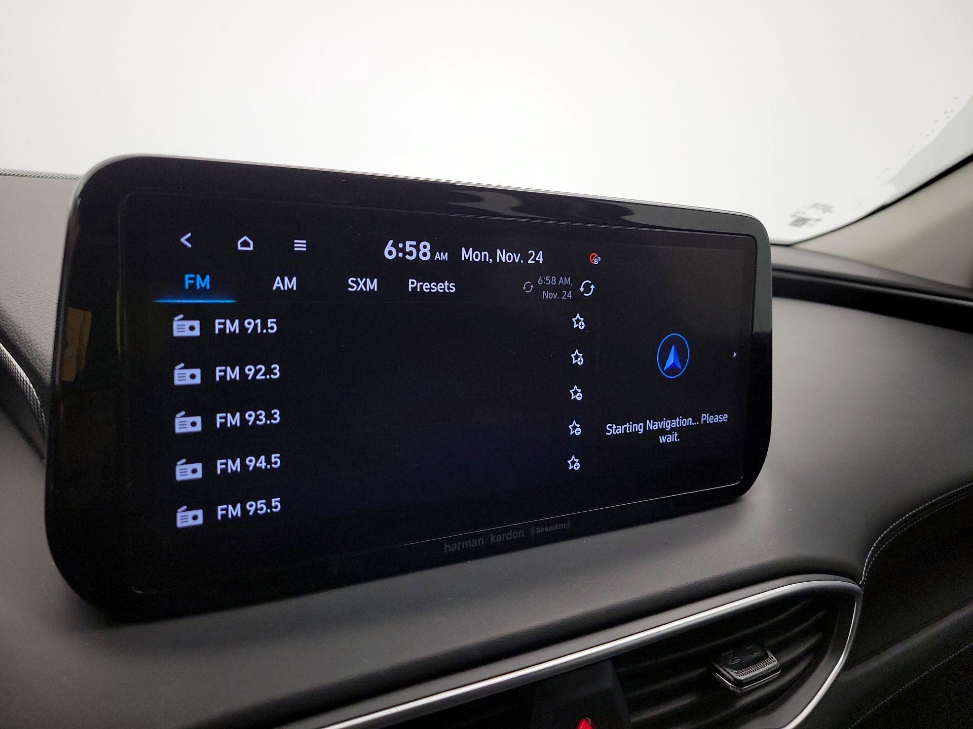 Thumbnail: 2022 Hyundai Santa Fe - 15