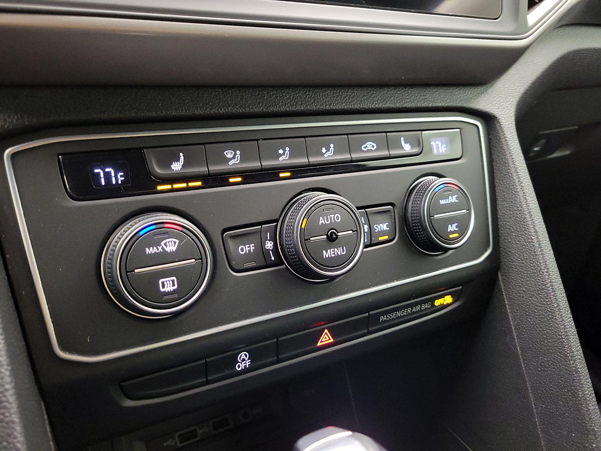 Thumbnail: 2020 Volkswagen Atlas - 16