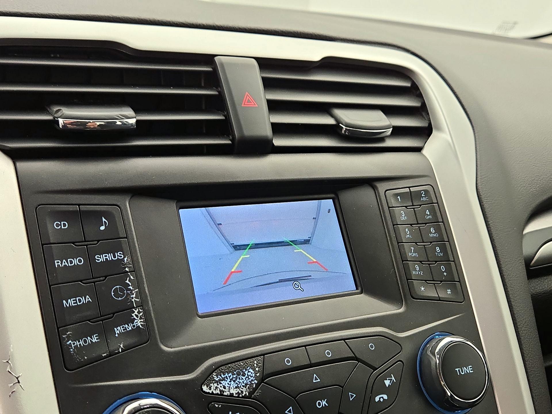 Thumbnail: 2016 Ford Fusion - 14