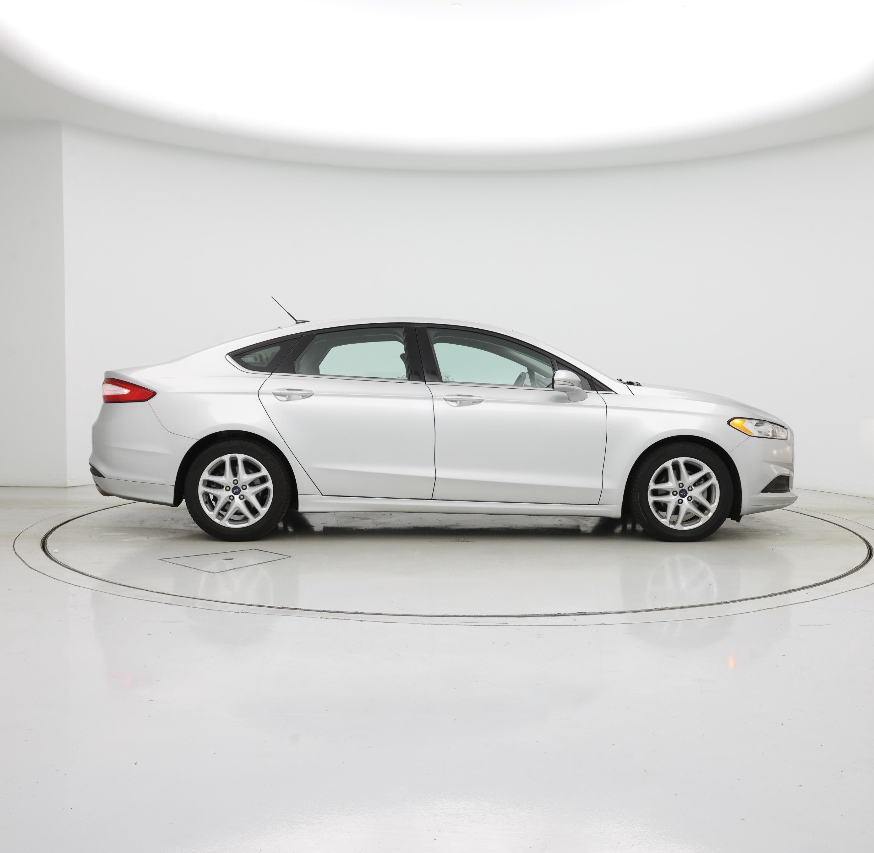 Thumbnail: 2016 Ford Fusion - 7