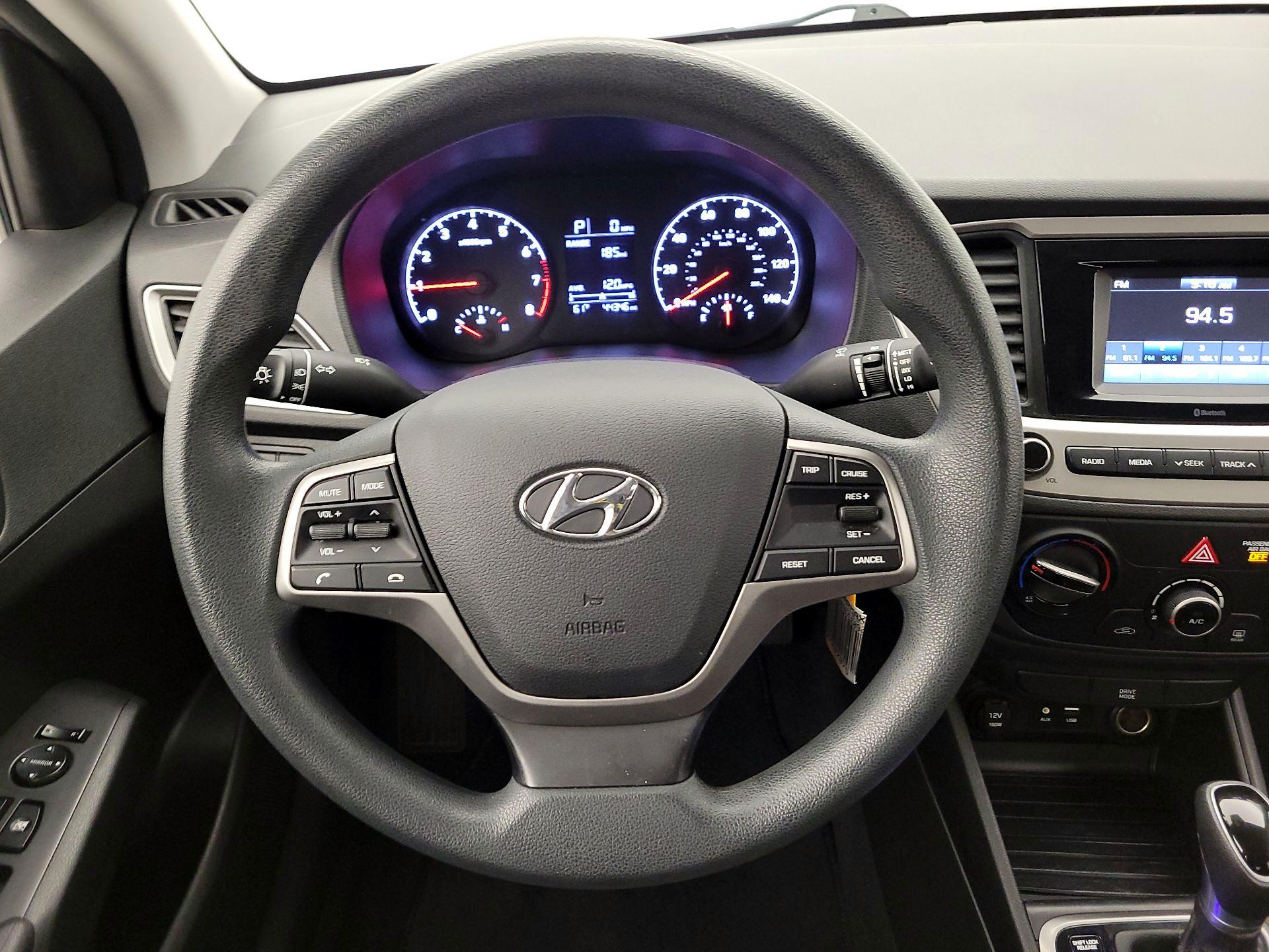 Thumbnail: 2020 Hyundai Accent - 10