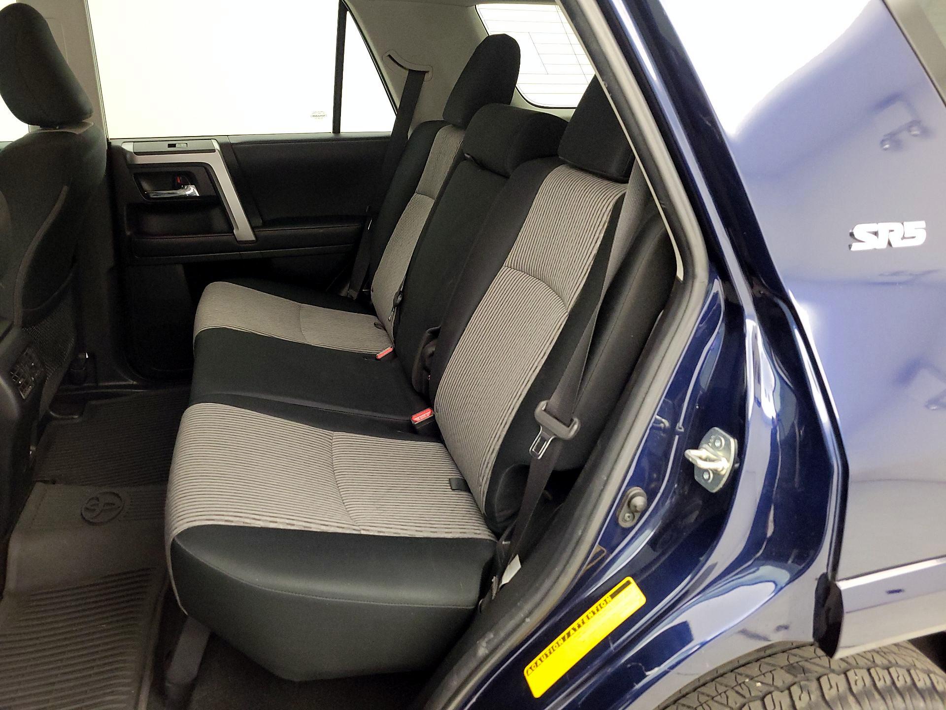 Thumbnail: 2022 Toyota 4Runner - 20