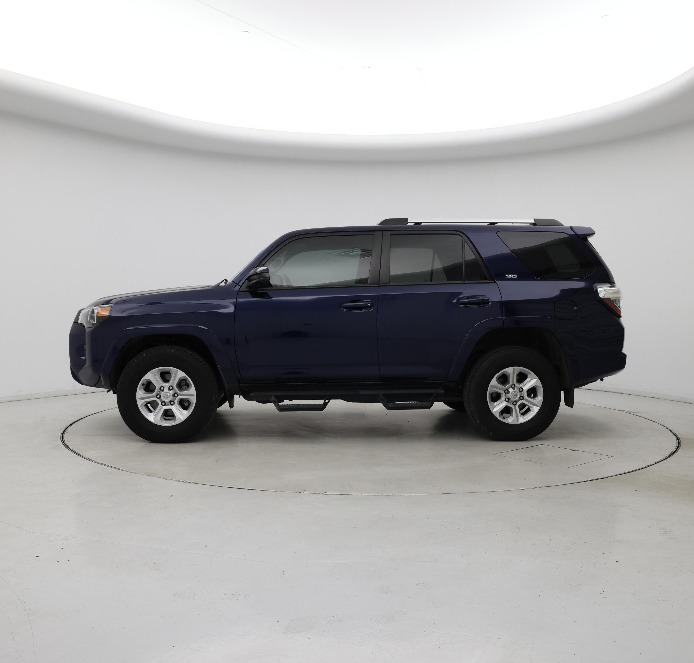 Thumbnail: 2022 Toyota 4Runner - 3