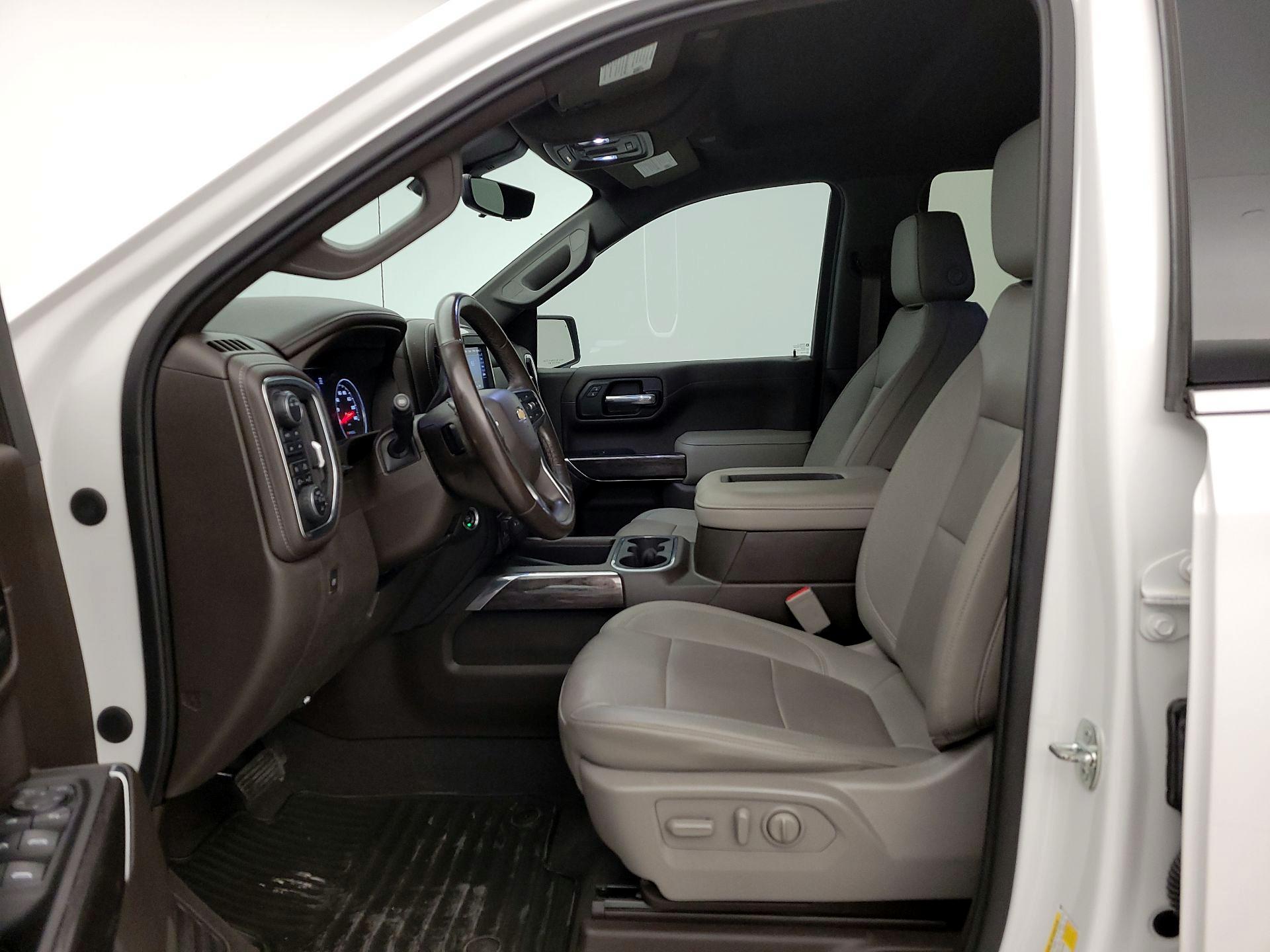 Thumbnail: 2021 Chevrolet Silverado 1500 - 11