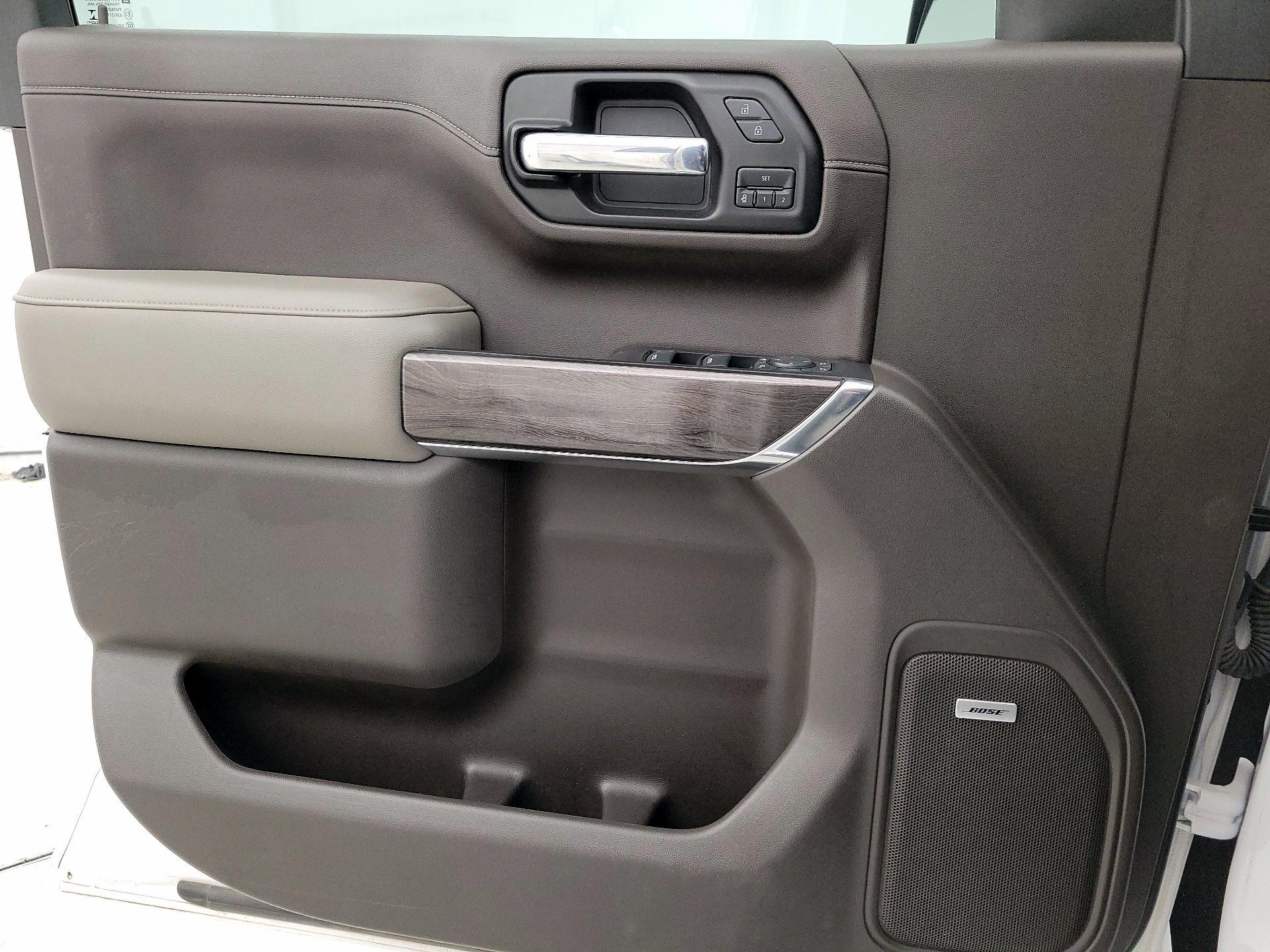 Thumbnail: 2021 Chevrolet Silverado 1500 - 12