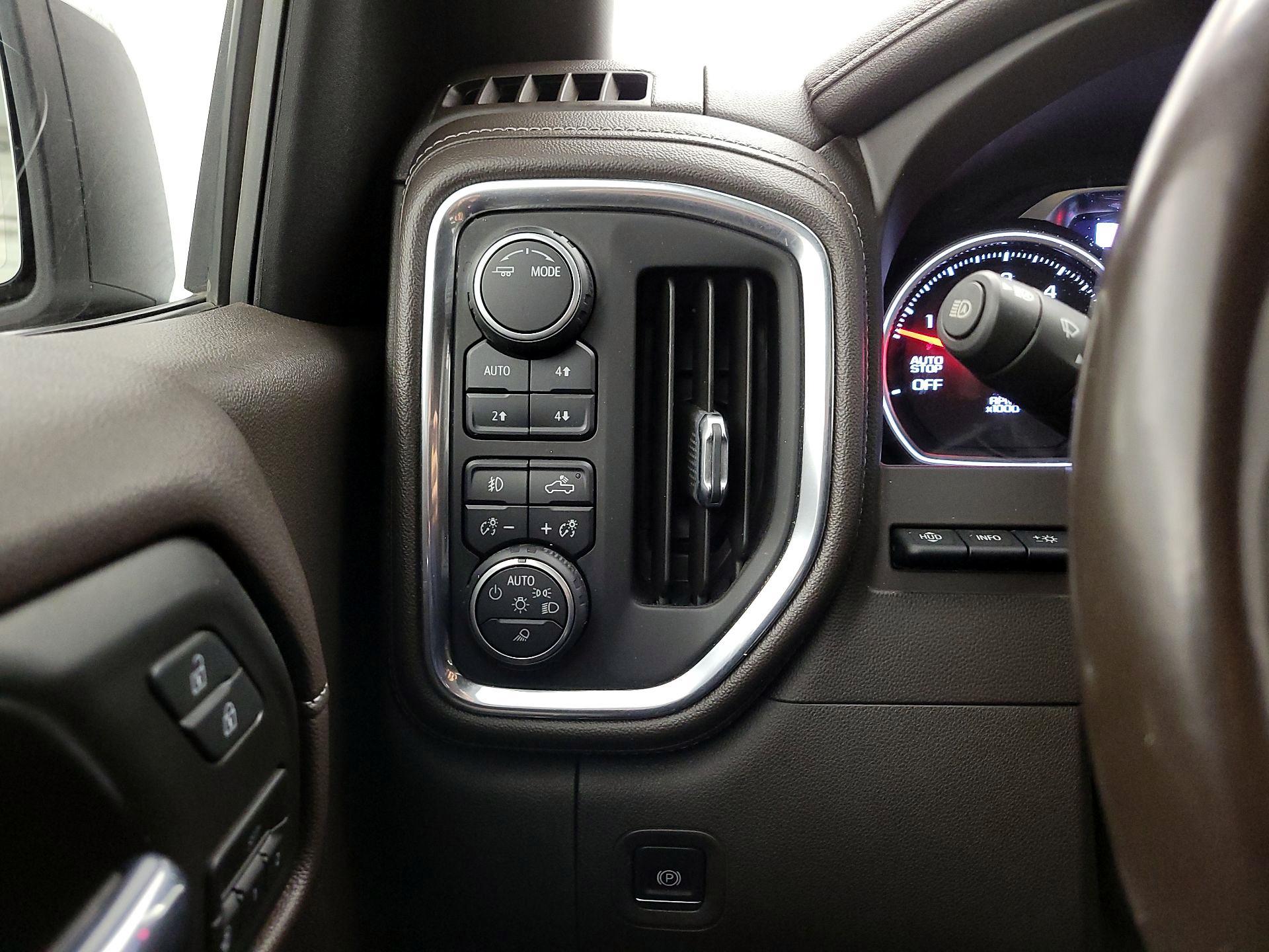 Thumbnail: 2021 Chevrolet Silverado 1500 - 13