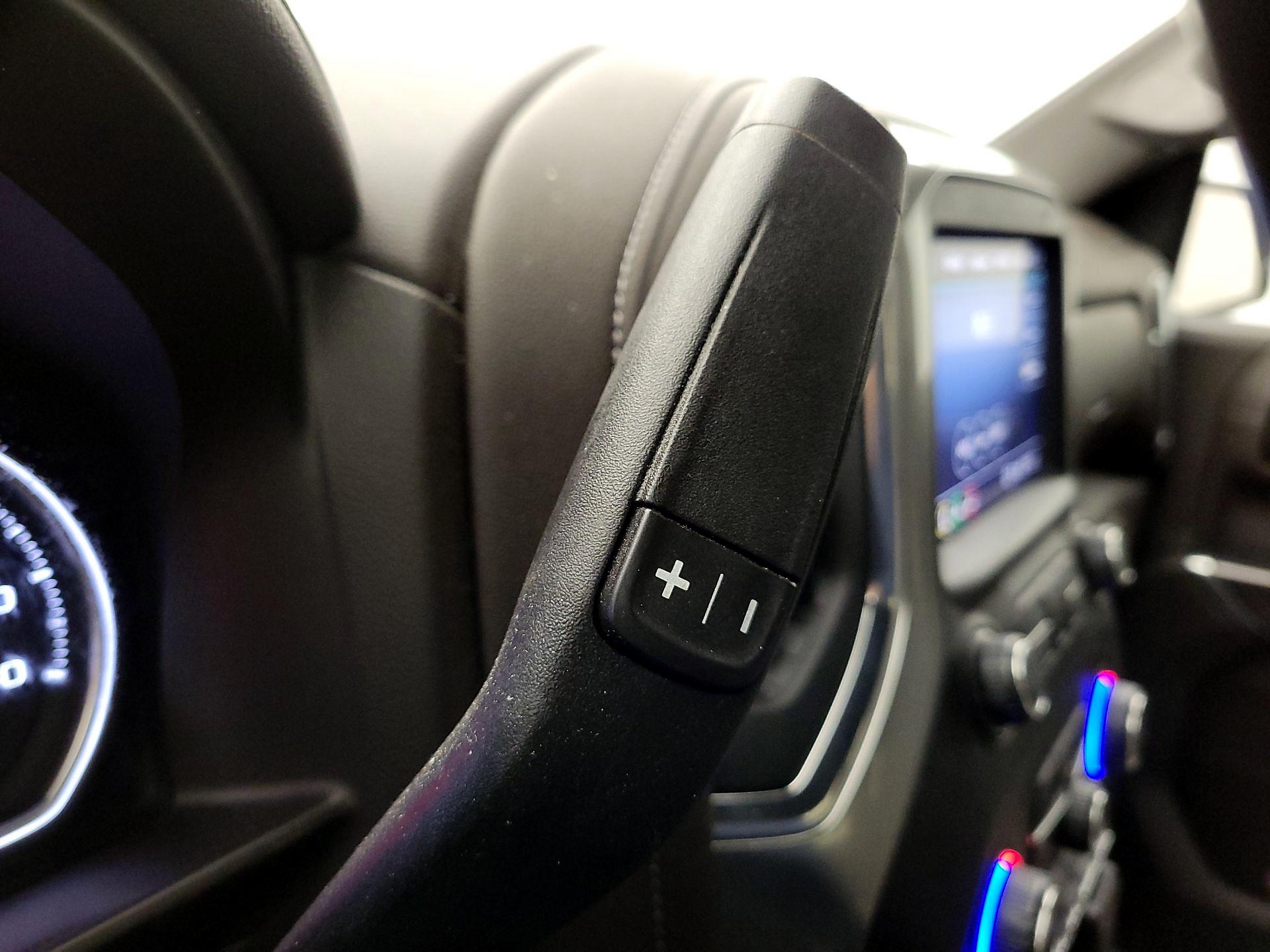 Thumbnail: 2021 Chevrolet Silverado 1500 - 17