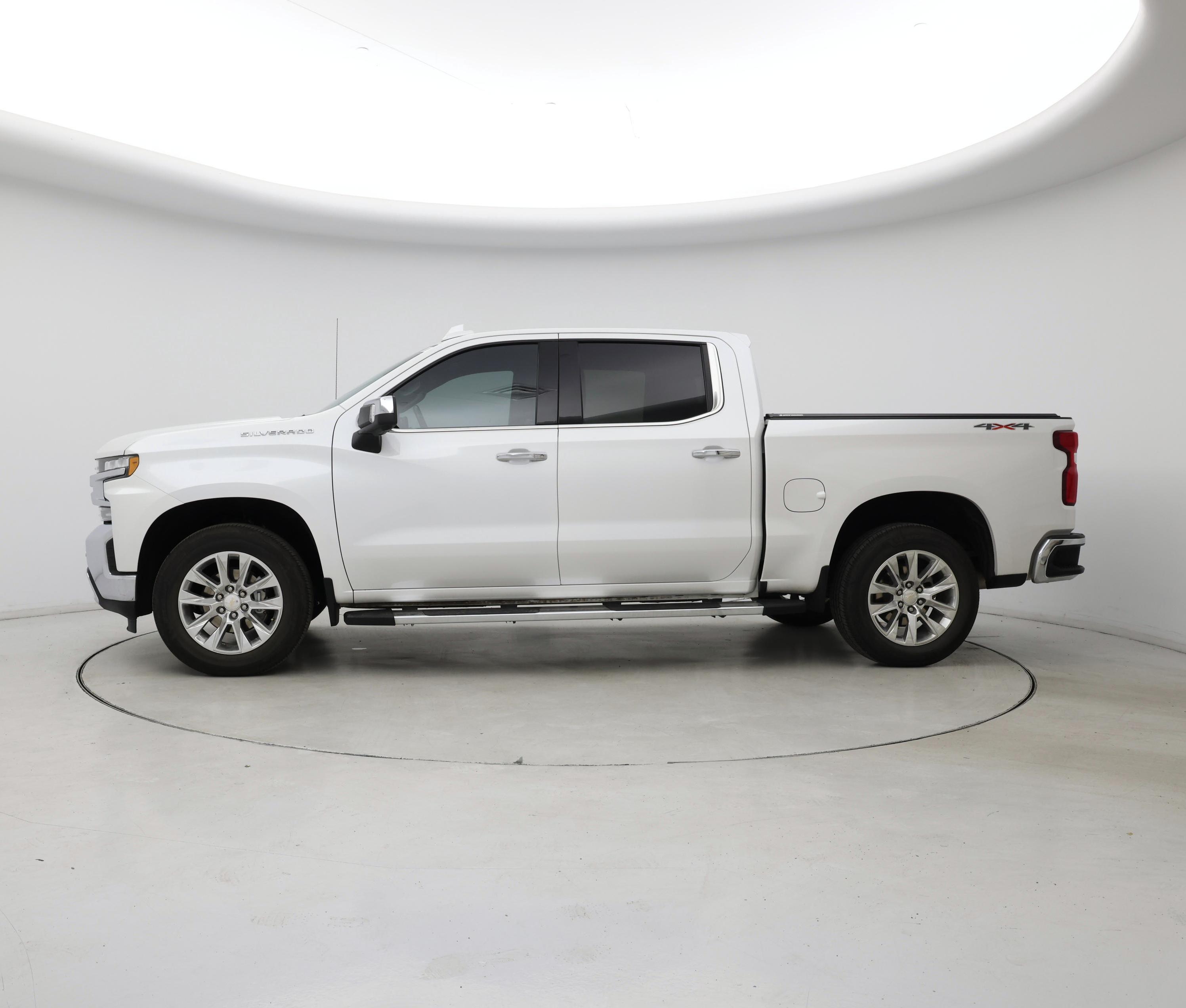 Thumbnail: 2021 Chevrolet Silverado 1500 - 3