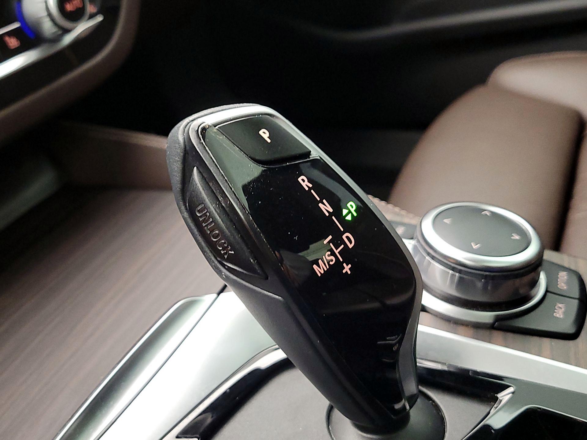 Thumbnail: 2022 BMW 5 Series - 18