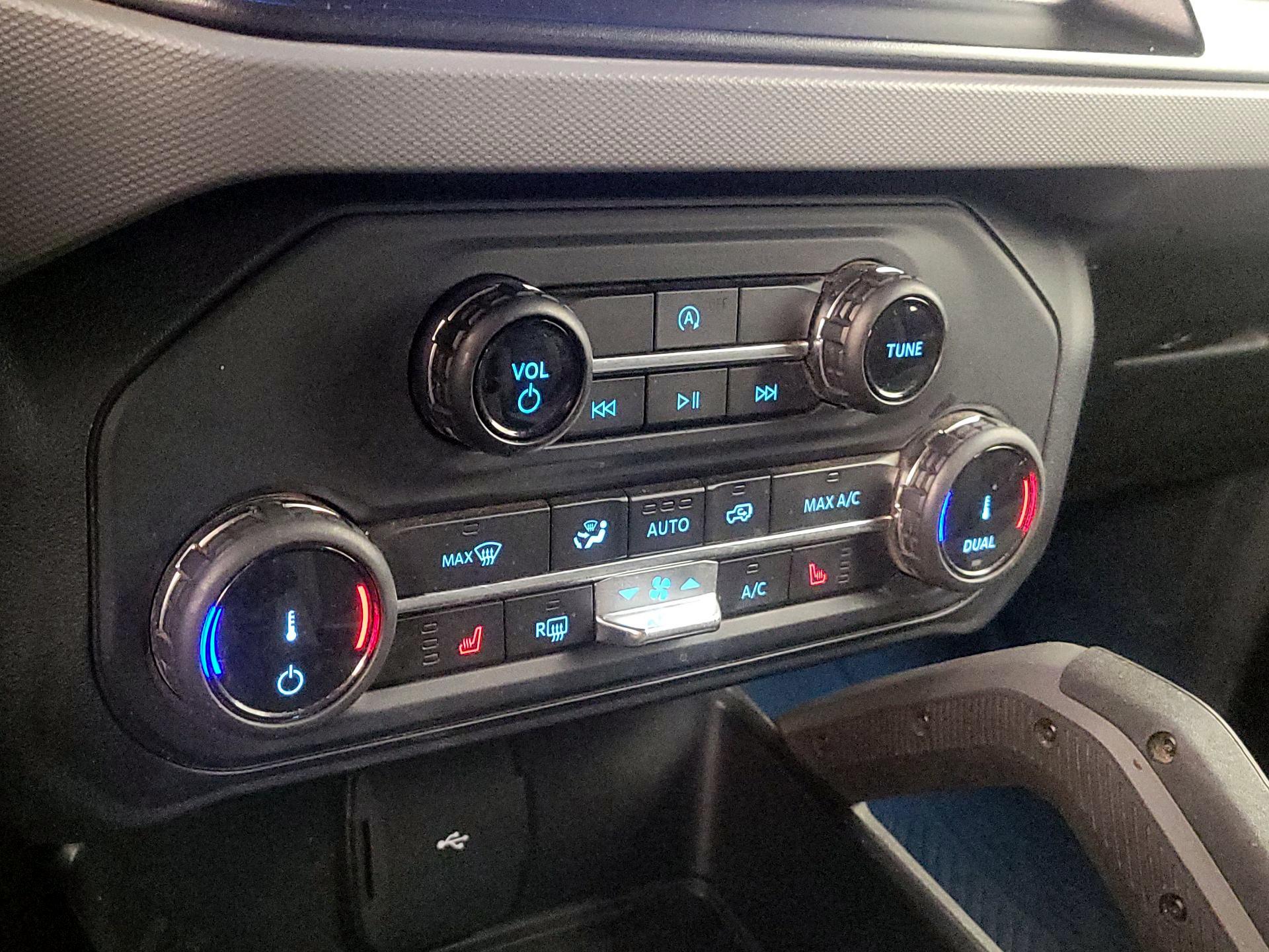 Thumbnail: 2022 Ford Bronco - 17