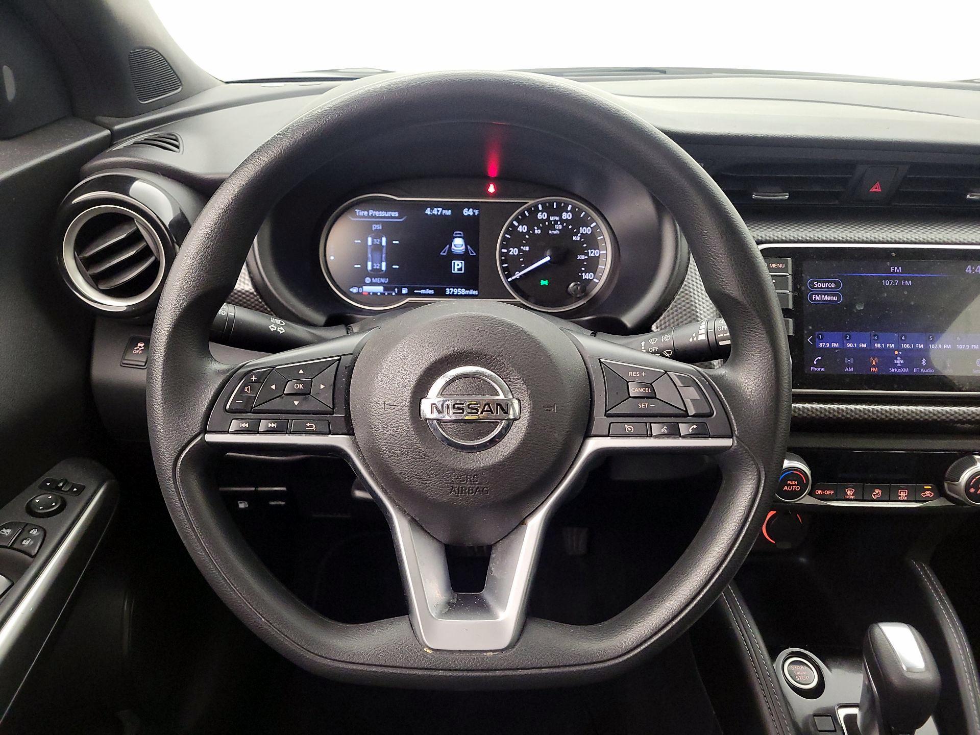 Thumbnail: 2019 Nissan Kicks - 10