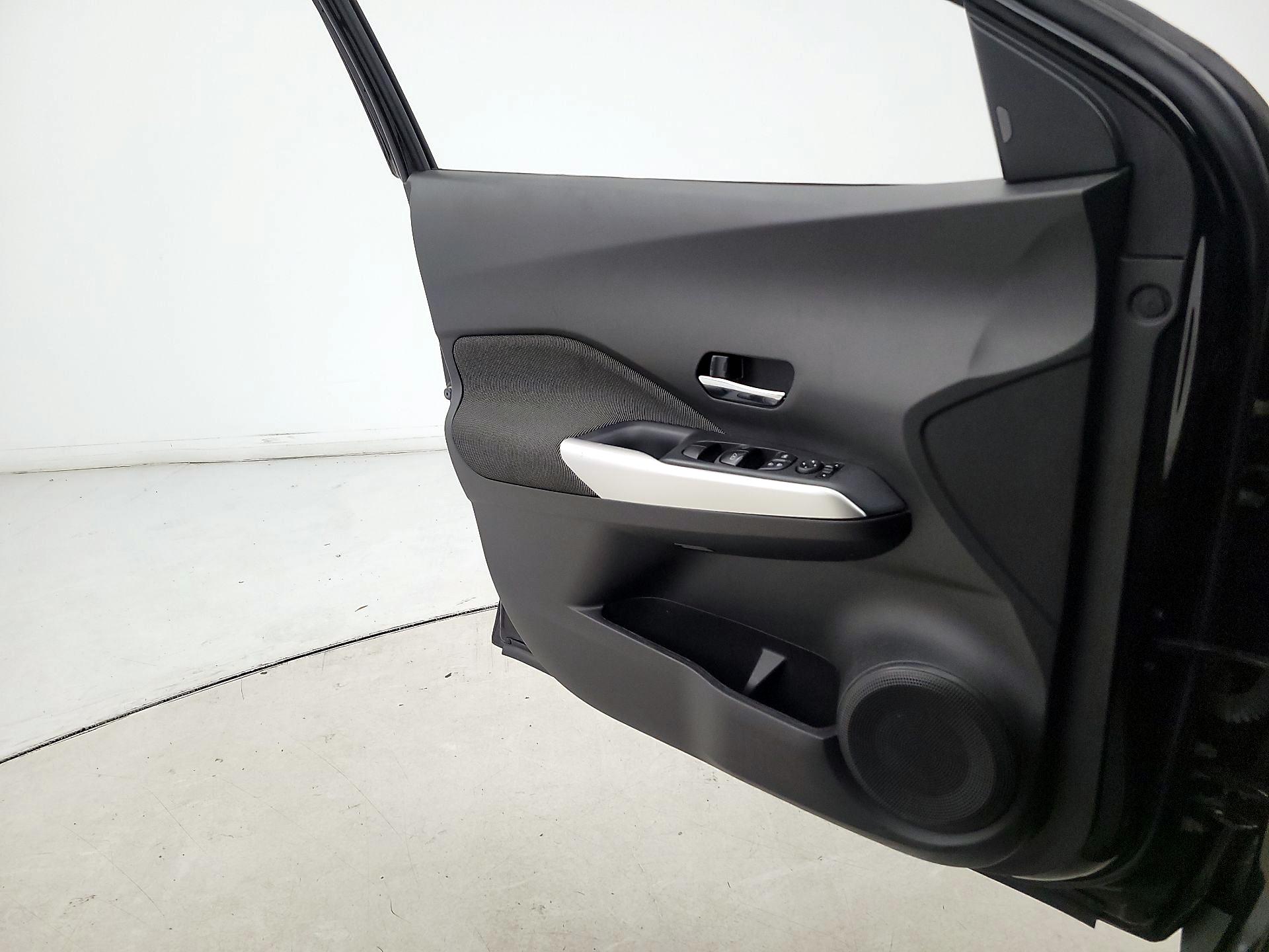 Thumbnail: 2019 Nissan Kicks - 12