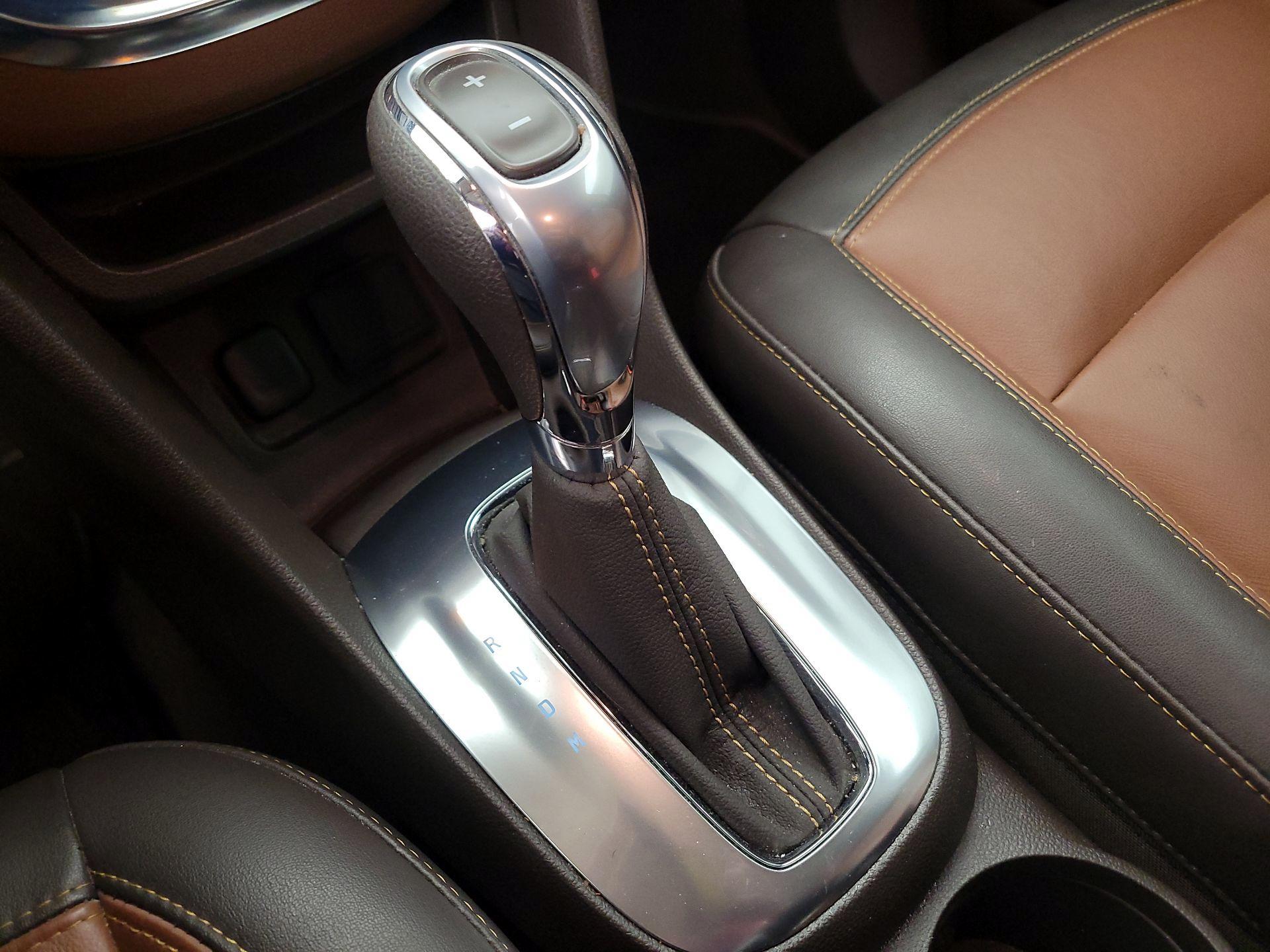 Thumbnail: 2016 Buick Encore - 18