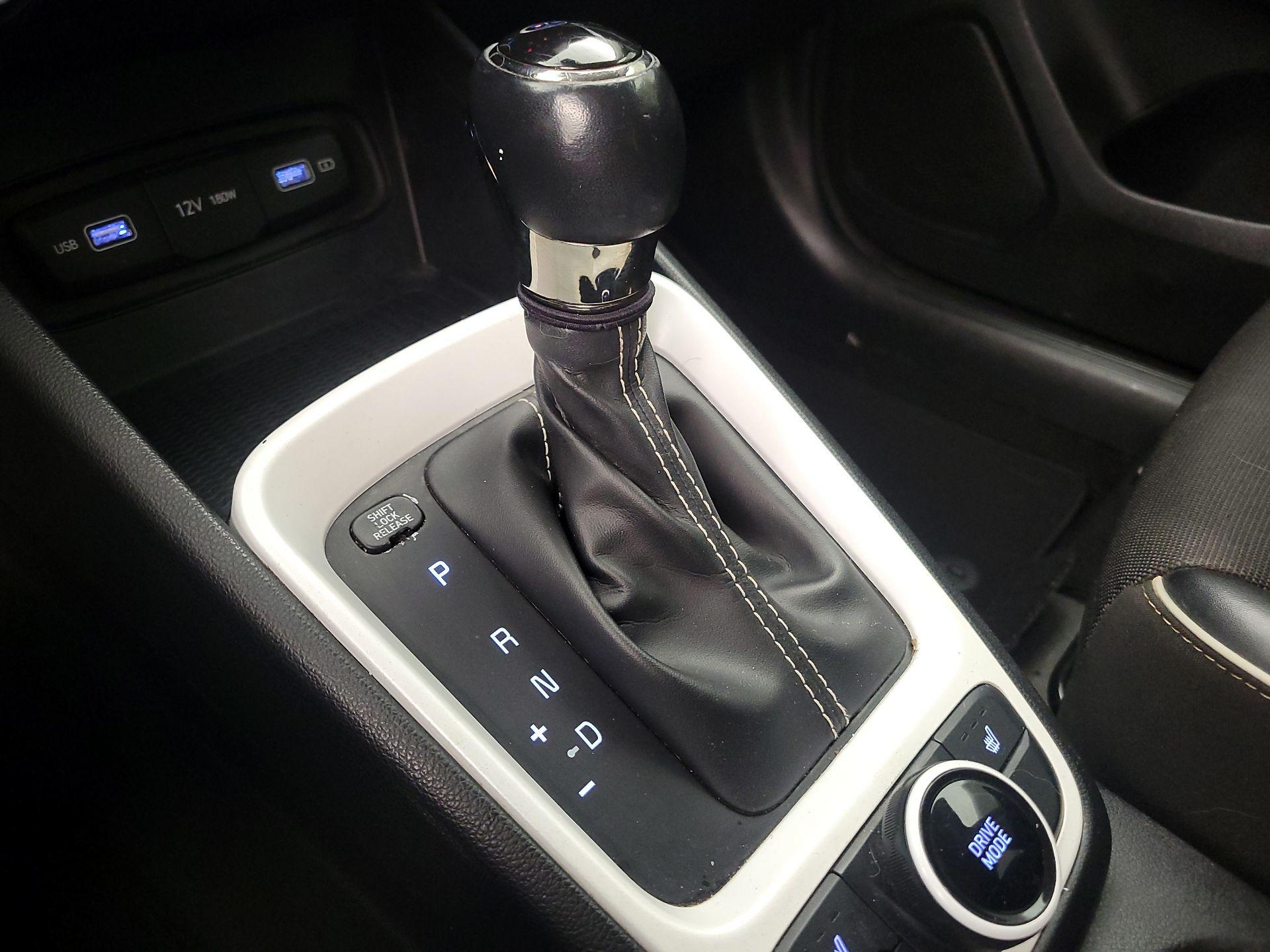 Thumbnail: 2022 Hyundai Venue - 18