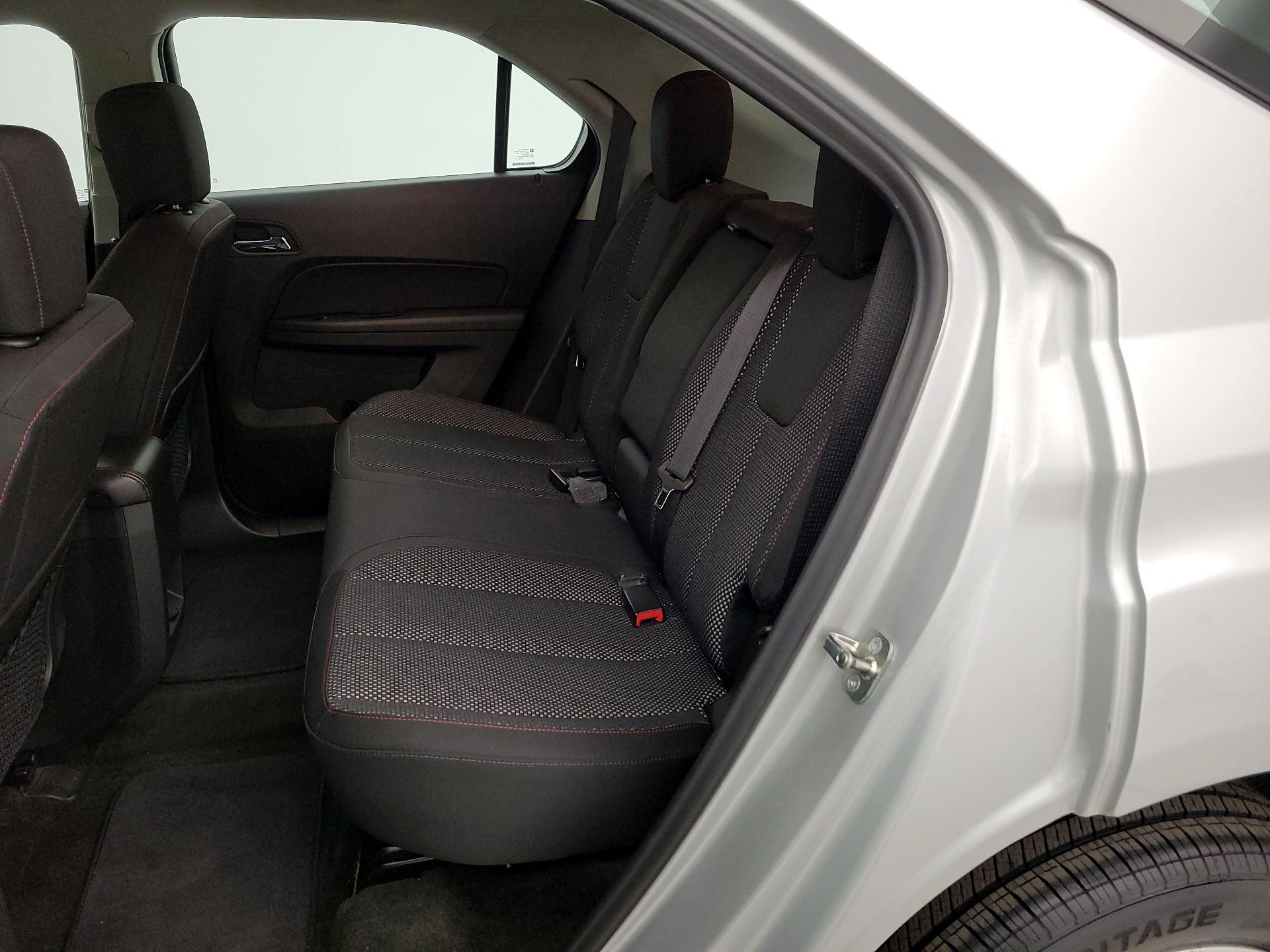 Thumbnail: 2017 Chevrolet Equinox - 18