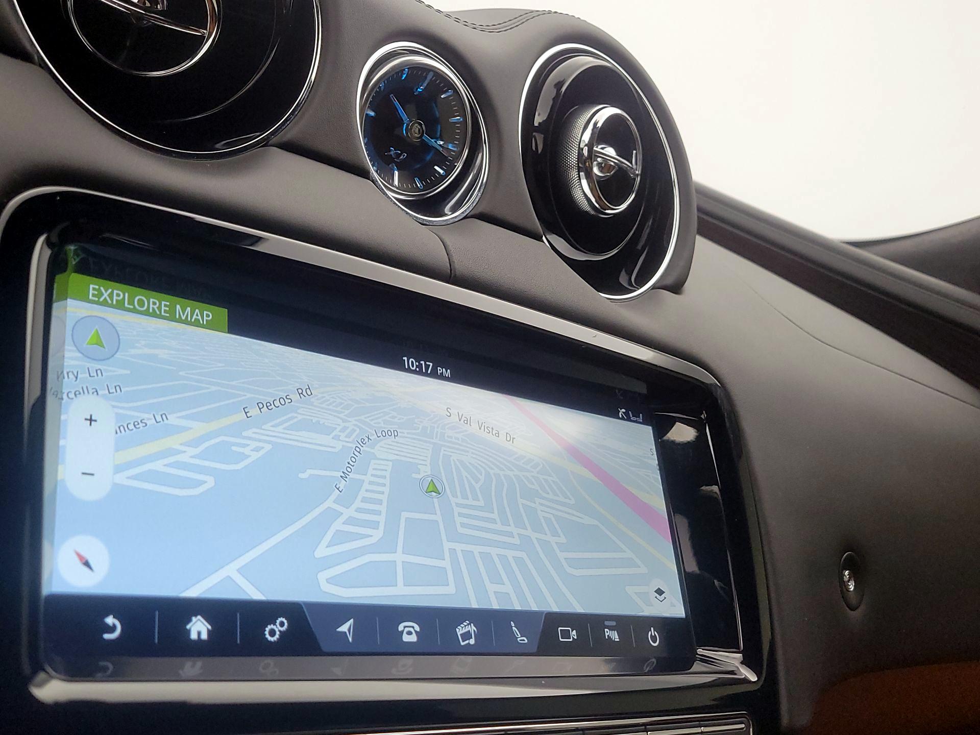 Thumbnail: 2019 Jaguar XJ - 14