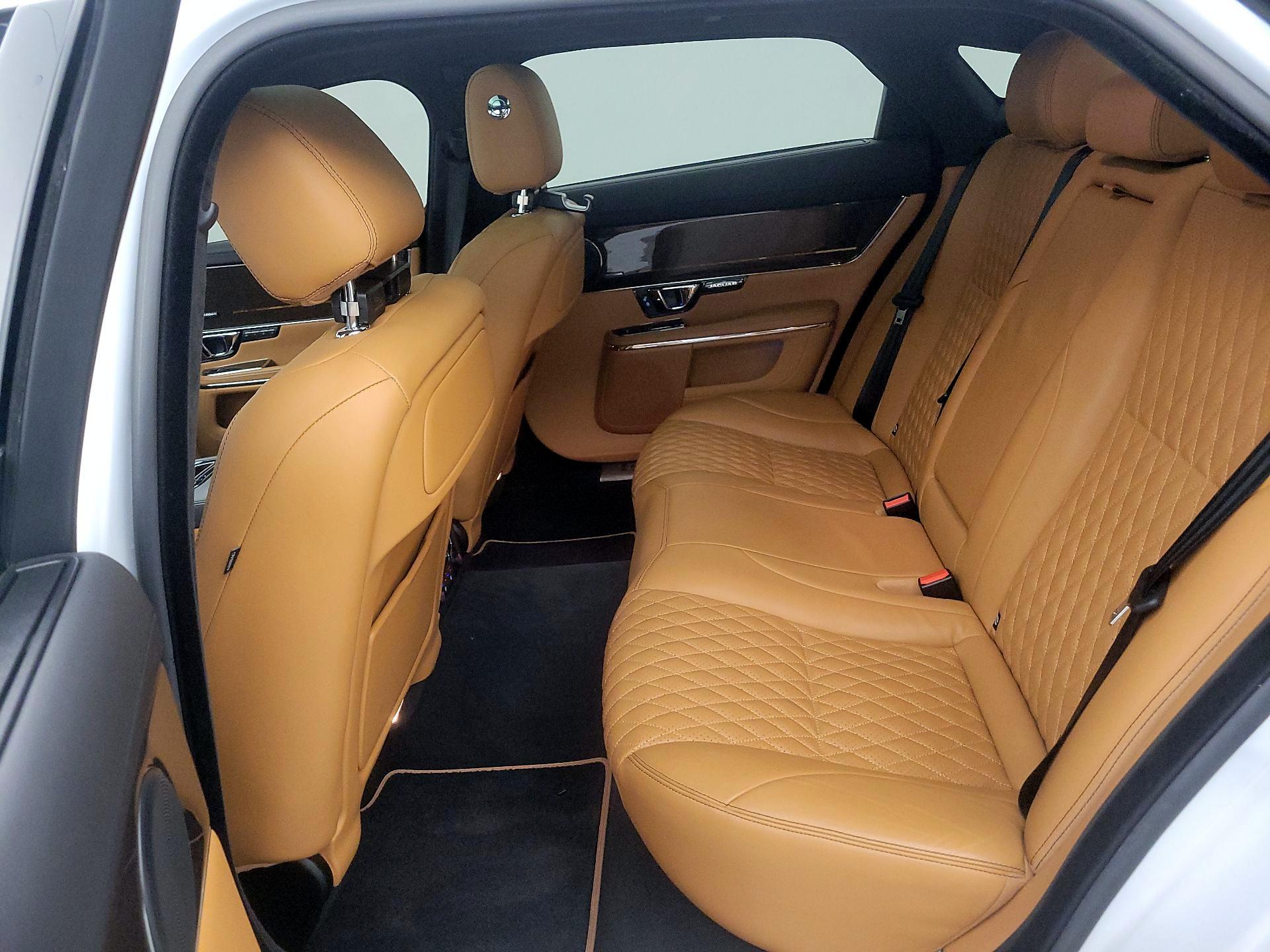 Thumbnail: 2019 Jaguar XJ - 20