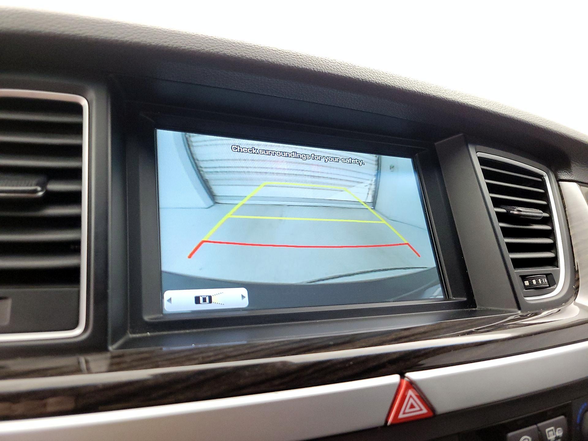 Thumbnail: 2015 Hyundai Genesis - 15