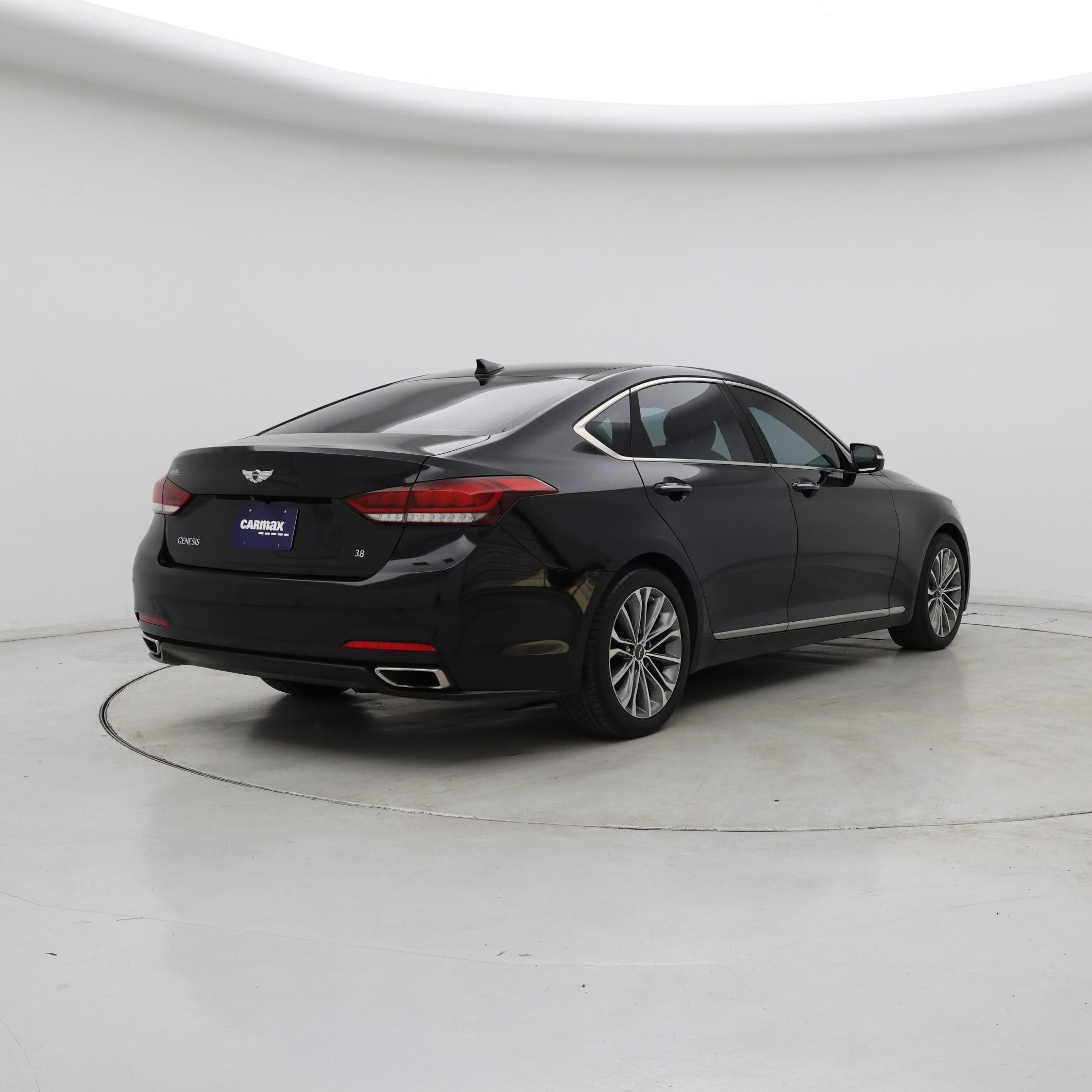 Thumbnail: 2015 Hyundai Genesis - 8