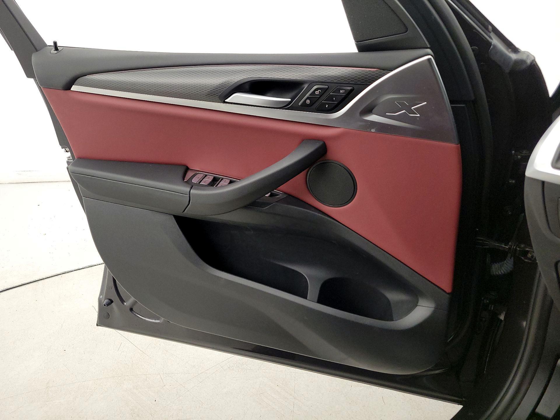 Thumbnail: 2023 BMW X3 - 12