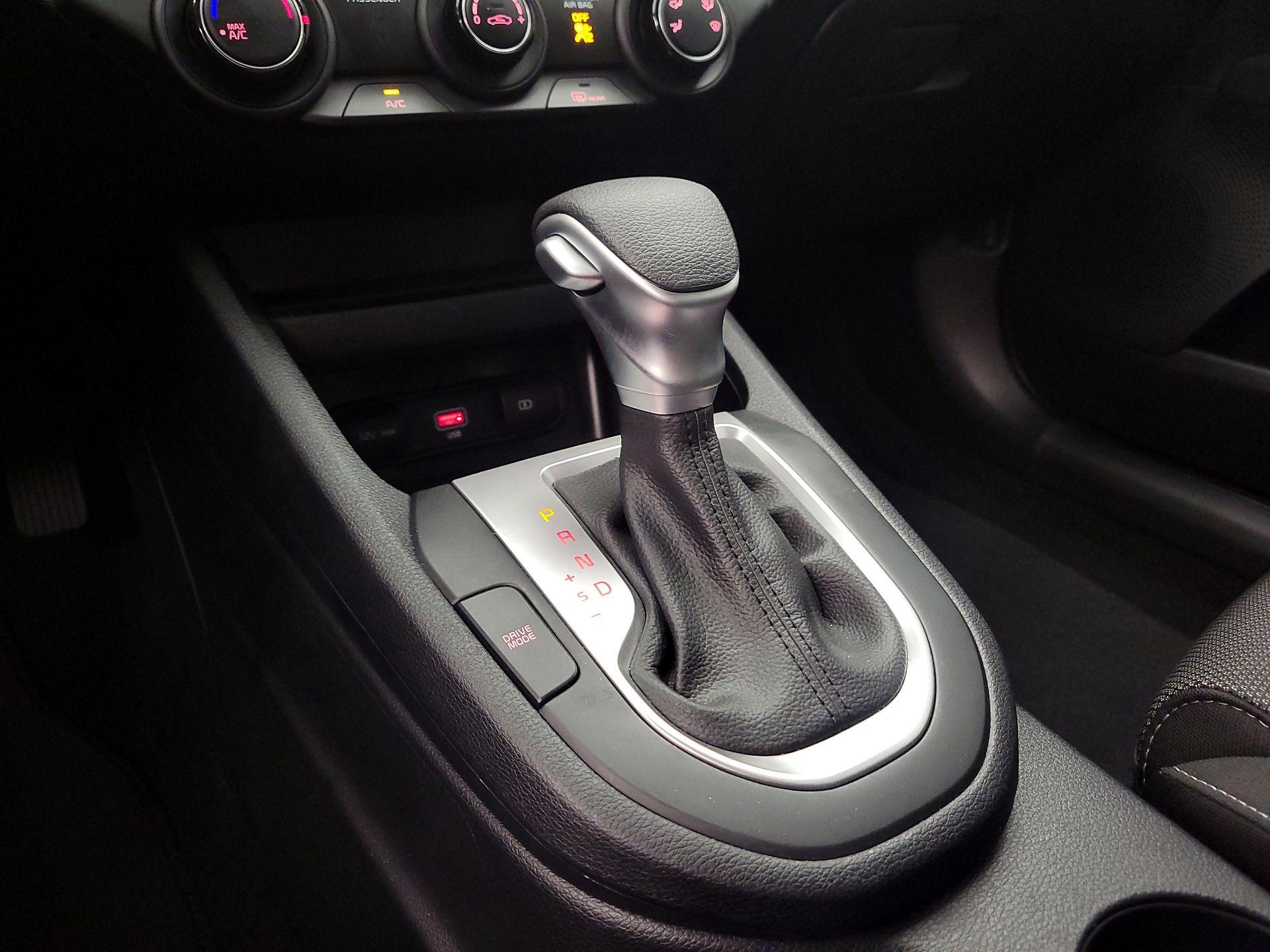 Thumbnail: 2024 Kia Forte - 17