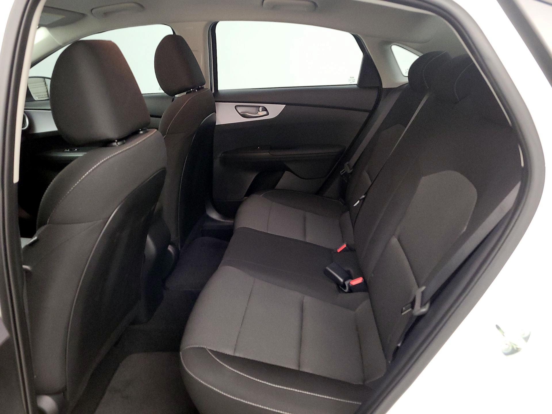 Thumbnail: 2024 Kia Forte - 19