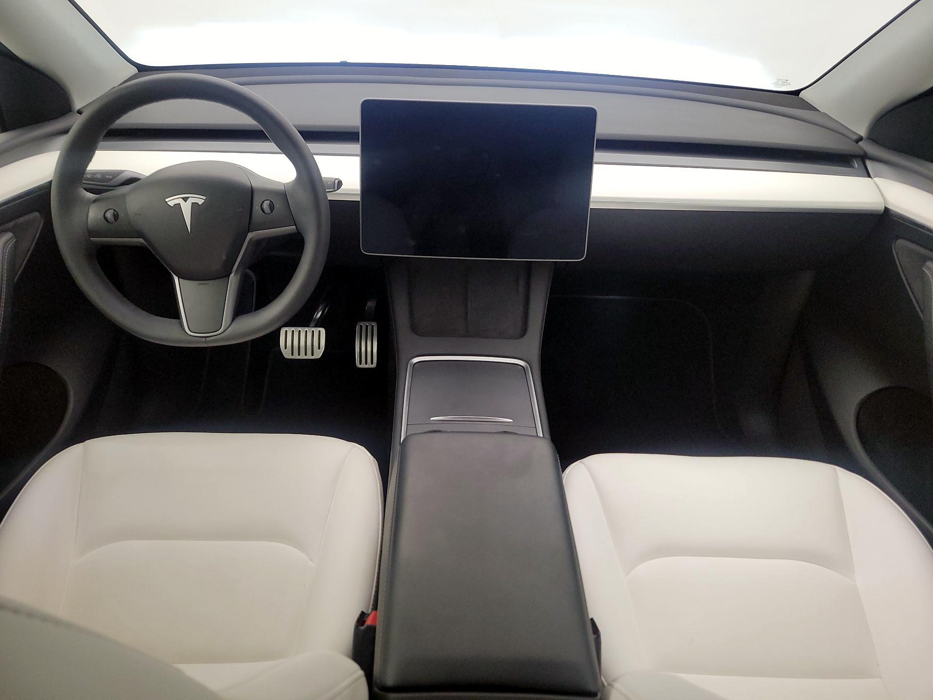 Thumbnail: 2023 Tesla Model Y - 9