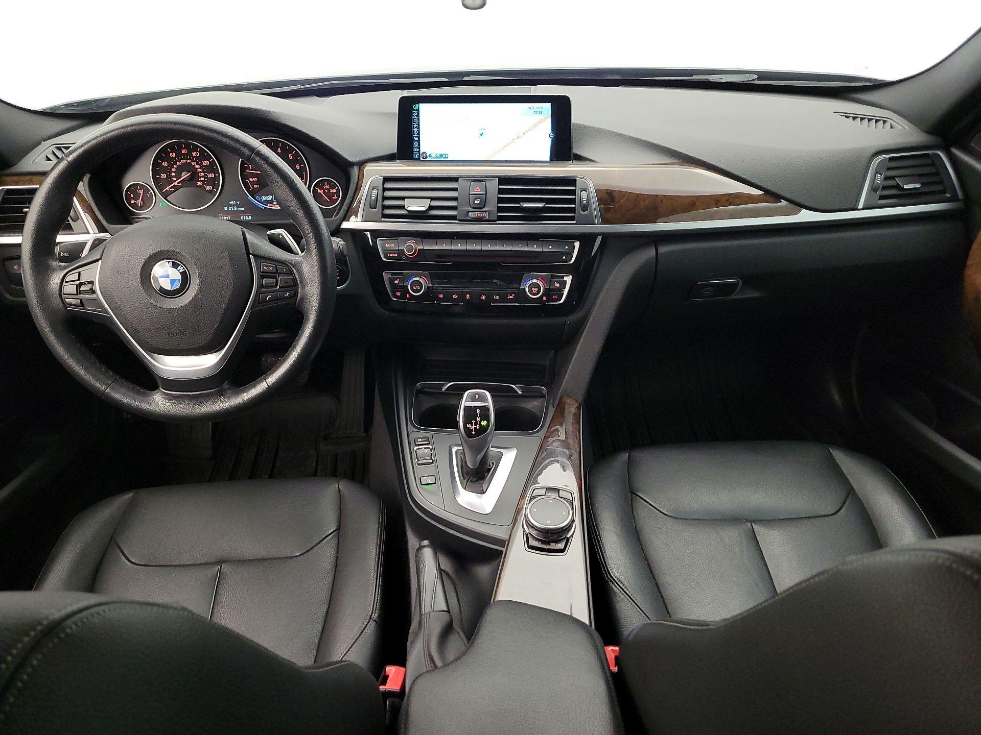 Thumbnail: 2016 BMW 3 Series - 9
