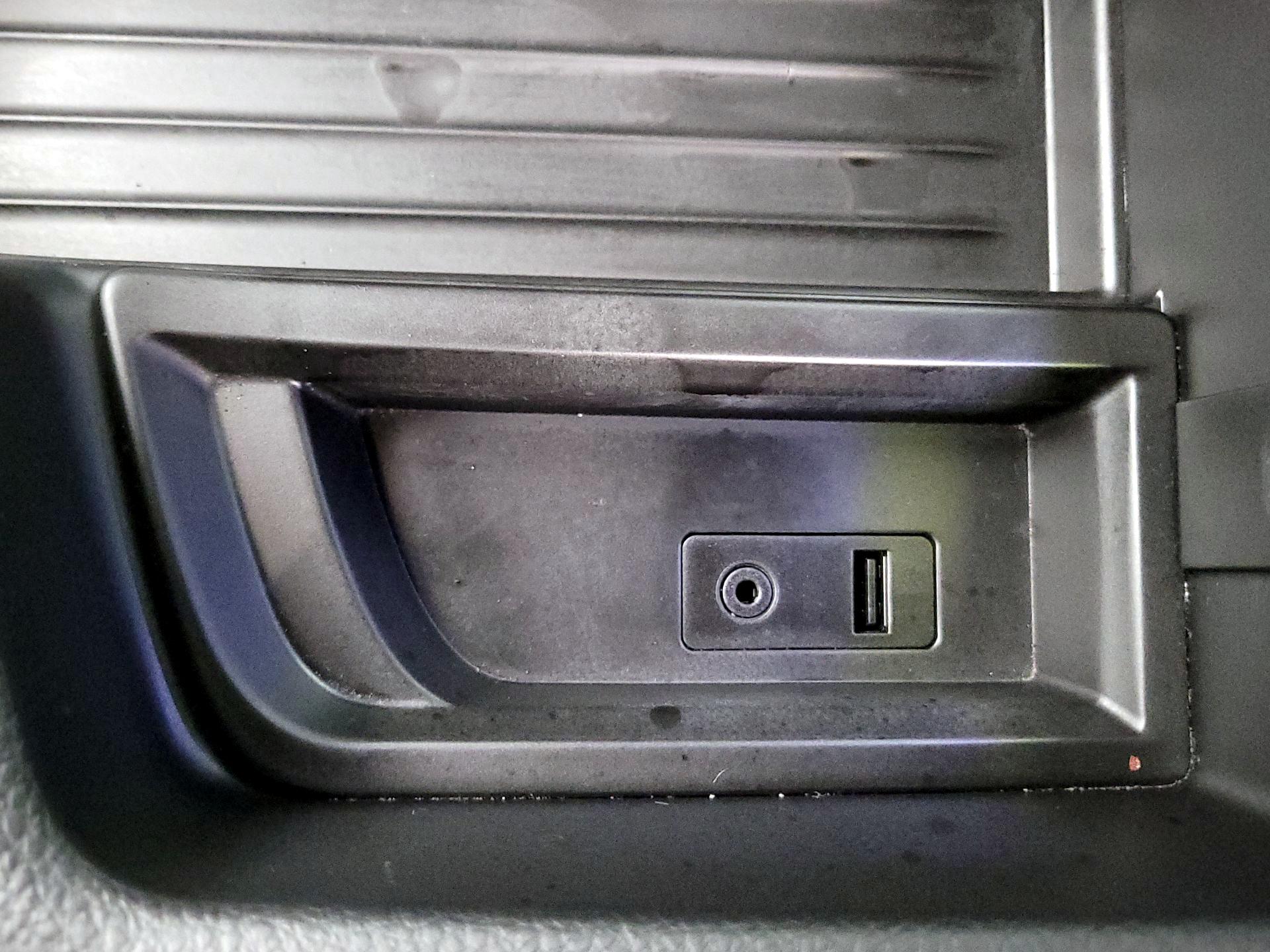 Thumbnail: 2016 BMW 3 Series - 19