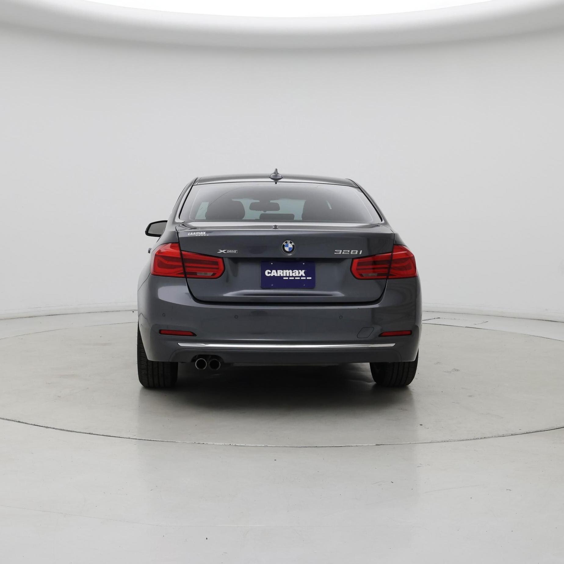 Thumbnail: 2016 BMW 3 Series - 6