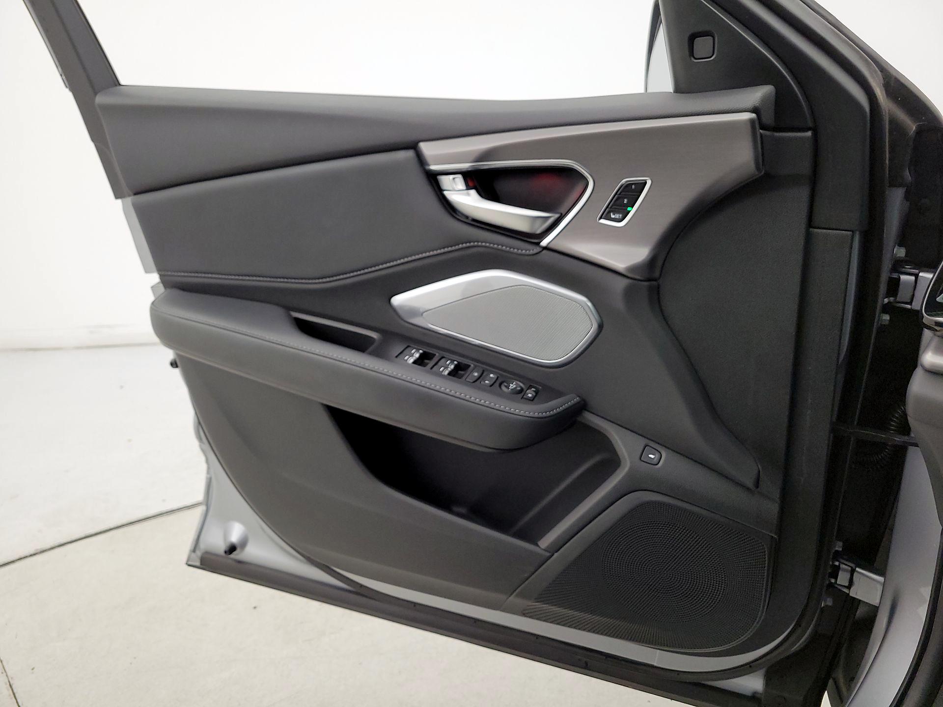 Thumbnail: 2021 Acura RDX - 12