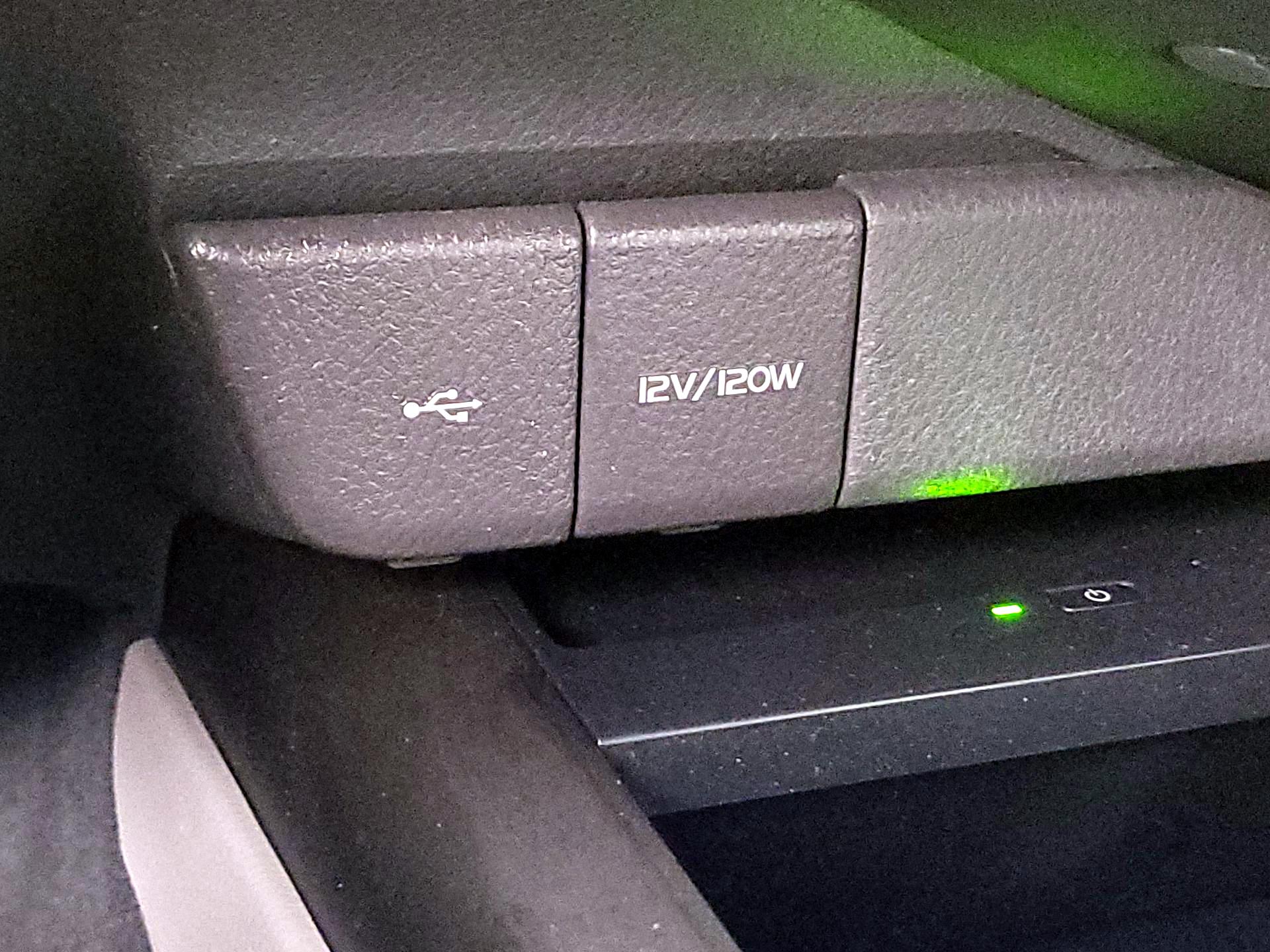 Thumbnail: 2022 Toyota Camry - 19