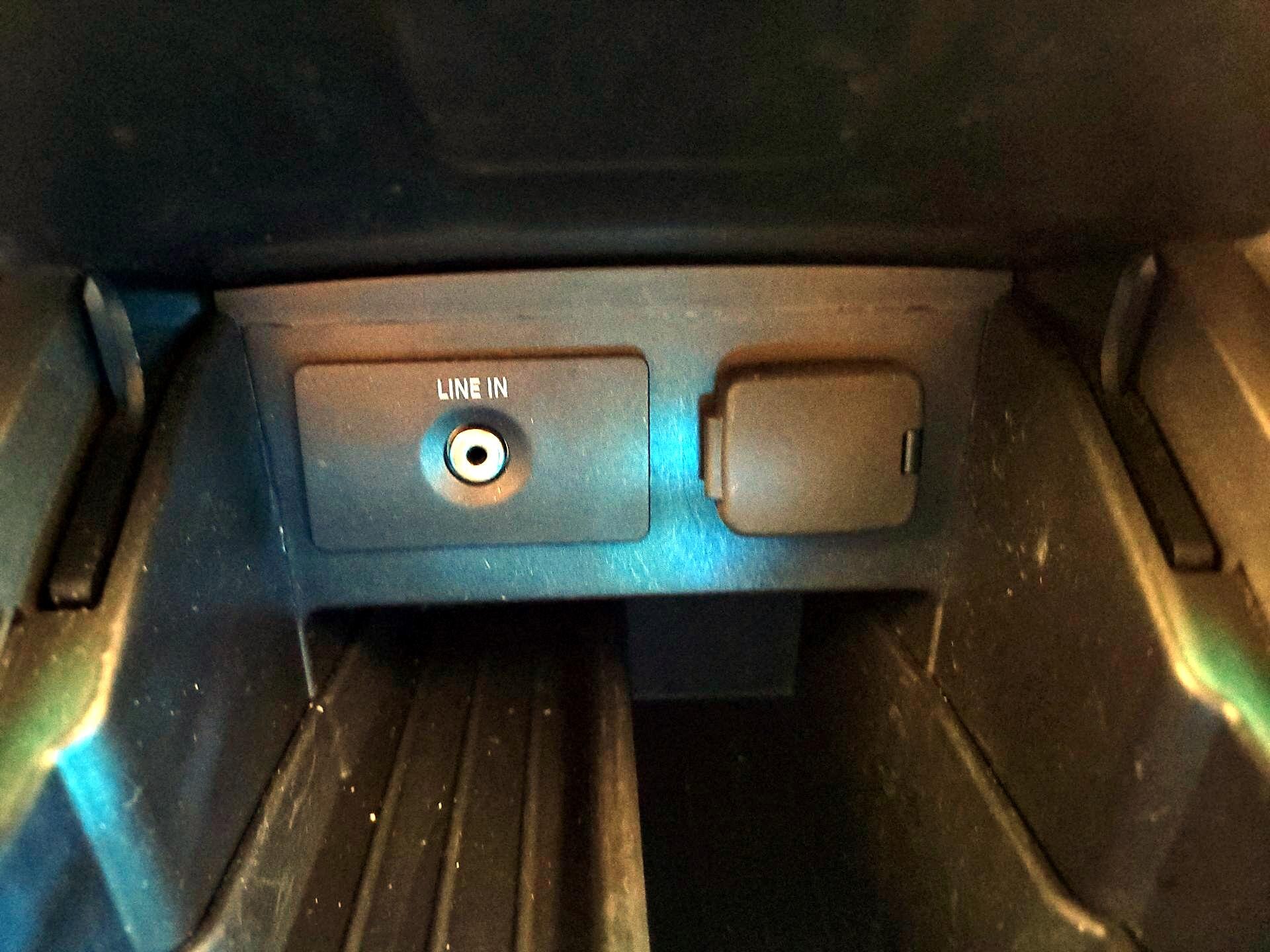 Thumbnail: 2014 Ford Explorer - 17