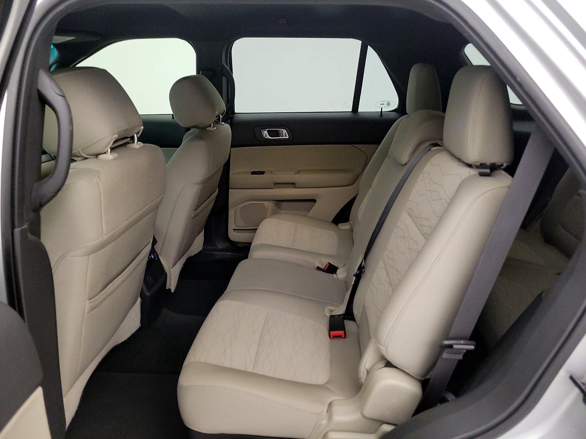 Thumbnail: 2014 Ford Explorer - 18