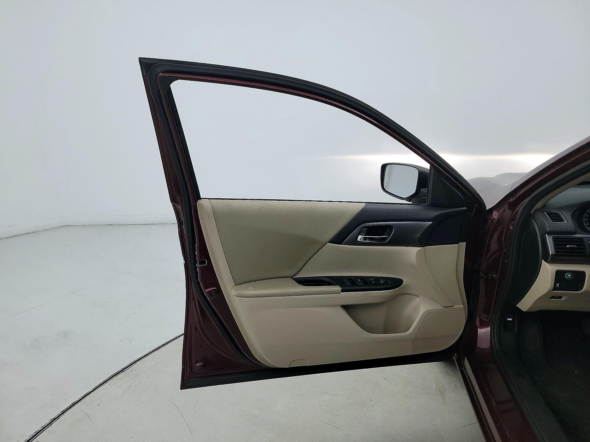 Thumbnail: 2014 Honda Accord - 12