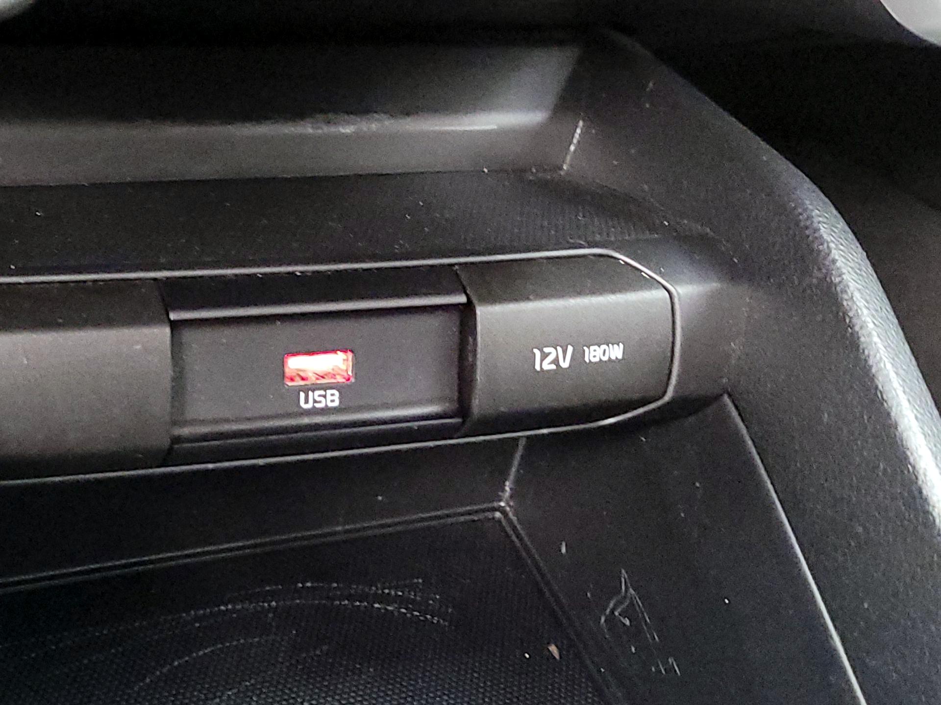 Thumbnail: 2021 Kia Rio - 18