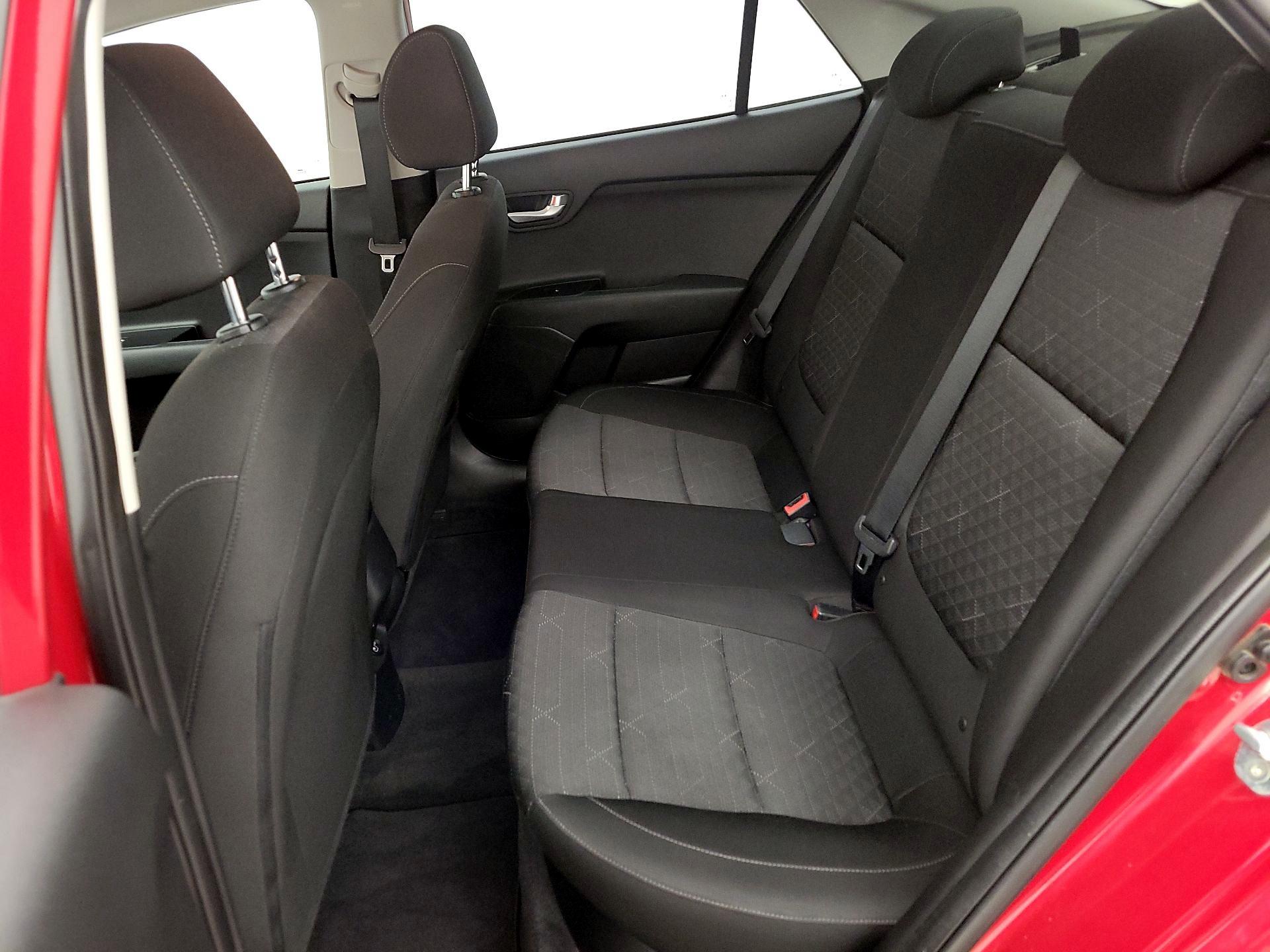 Thumbnail: 2021 Kia Rio - 19