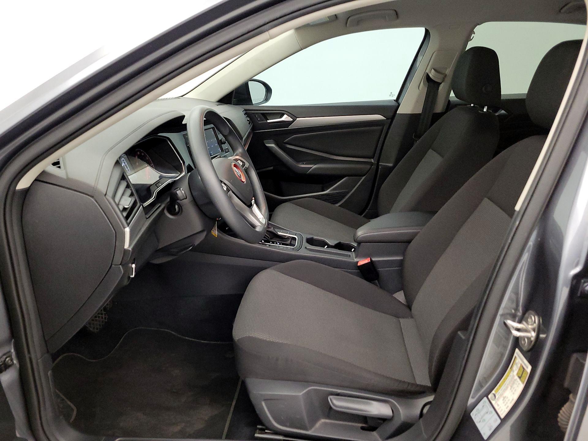 Thumbnail: 2021 Volkswagen Jetta - 11