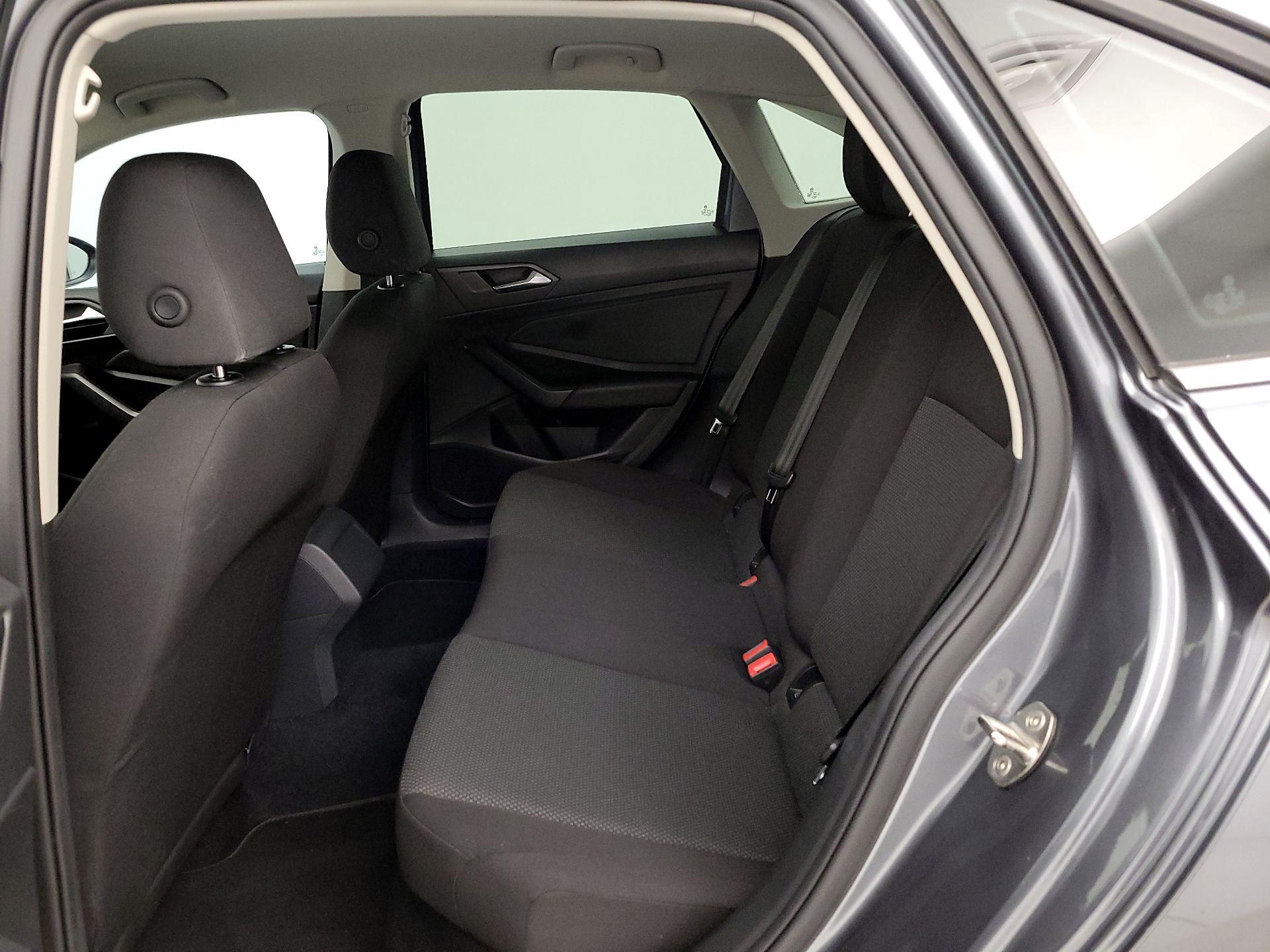 Thumbnail: 2021 Volkswagen Jetta - 19