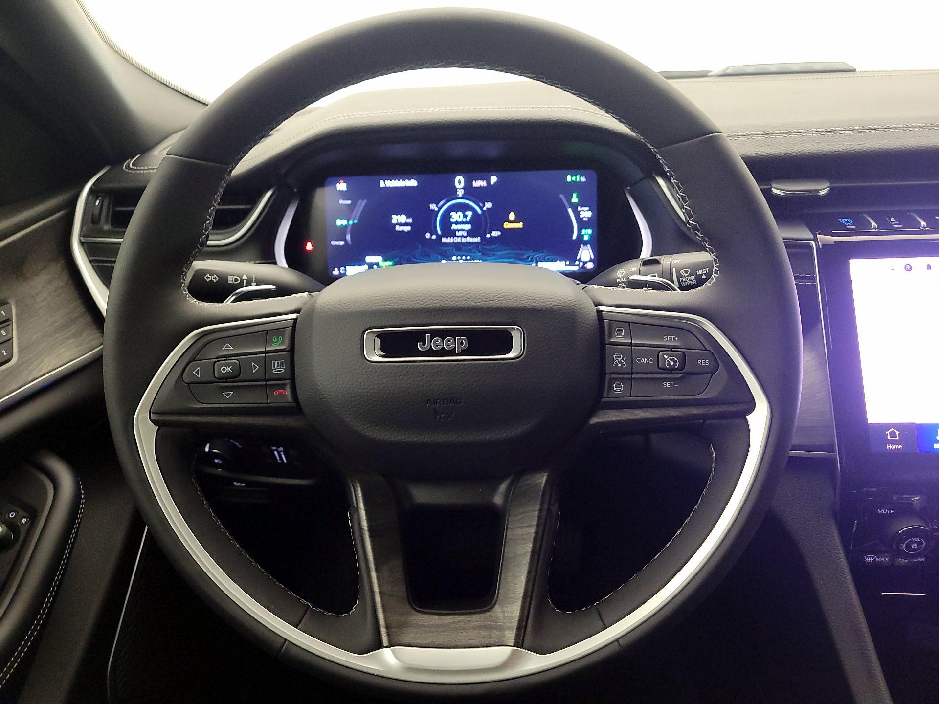 Thumbnail: 2025 Jeep Grand Cherokee - 10