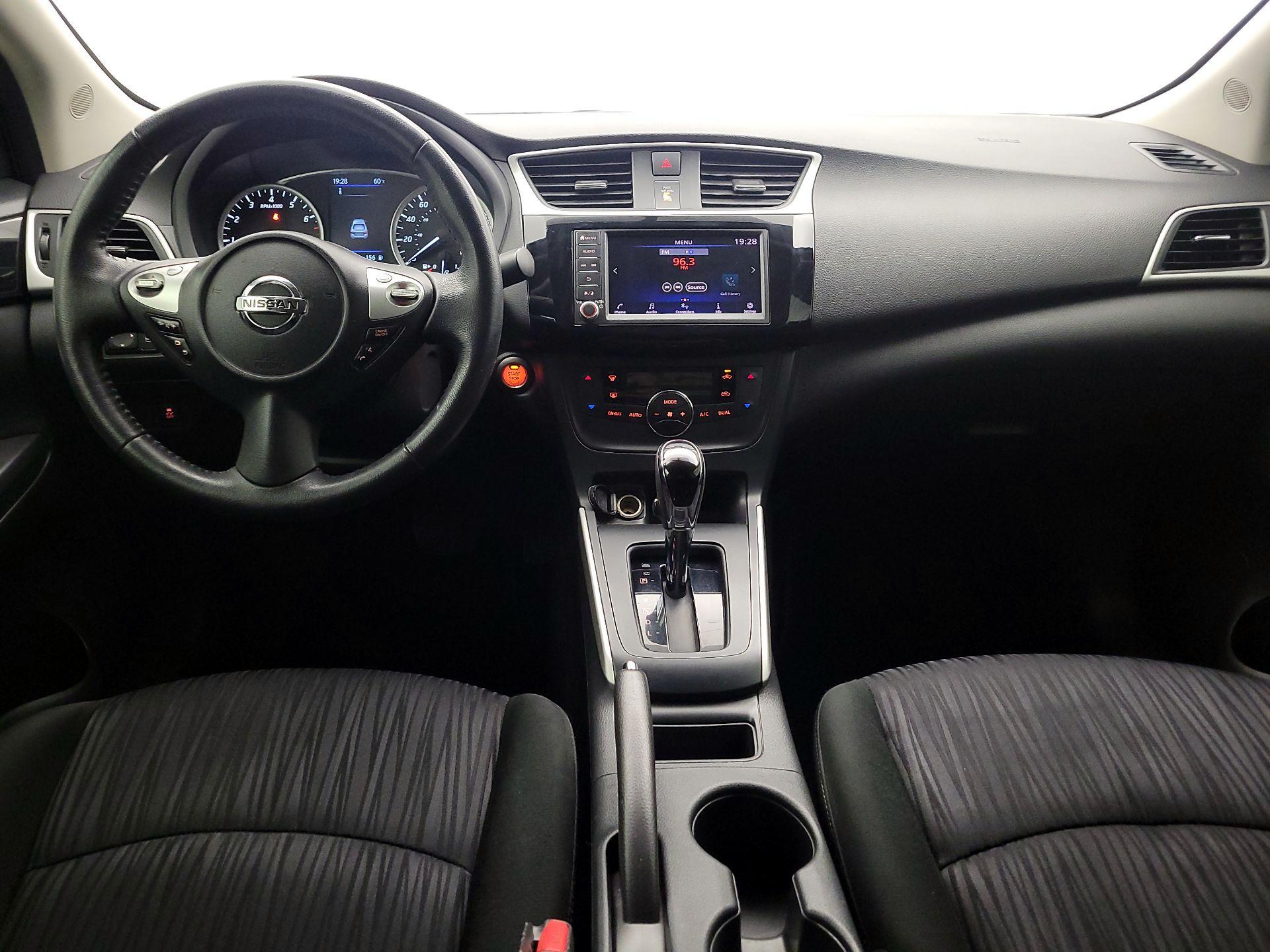 Thumbnail: 2019 Nissan Sentra - 9