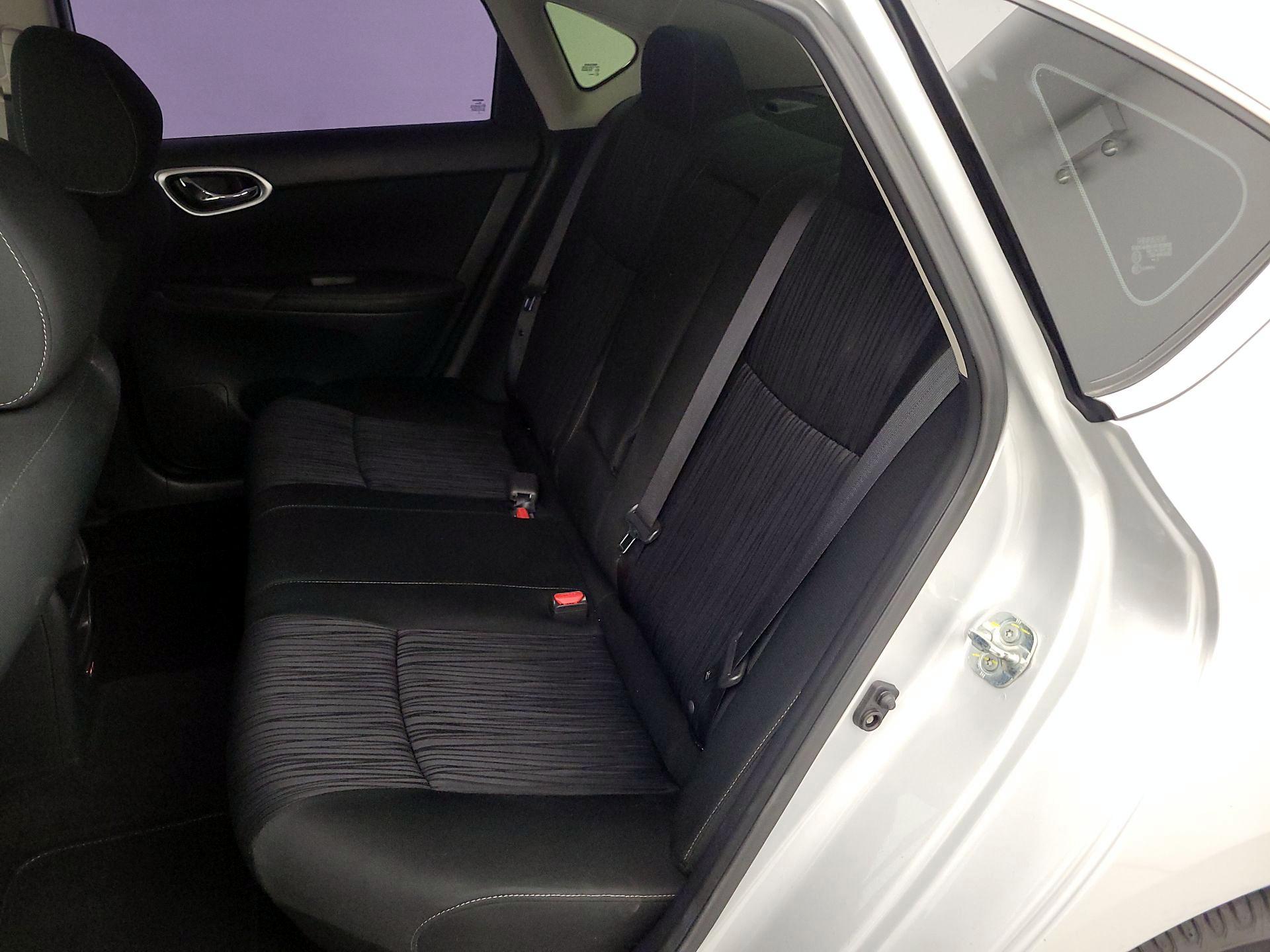 Thumbnail: 2019 Nissan Sentra - 19